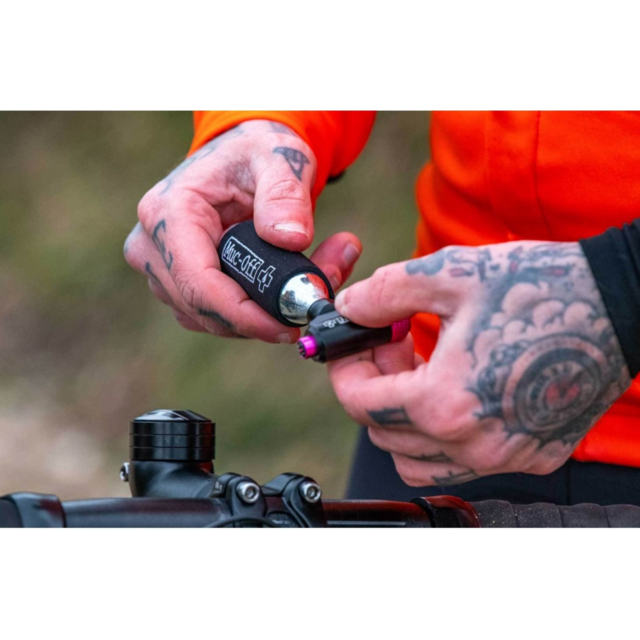 Muc-off inflator kit road