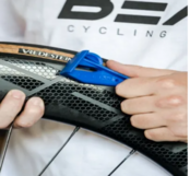 Rehook Tyre Glider