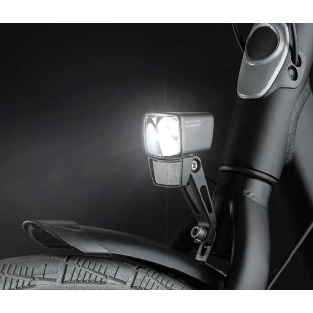 AXA Nxt 30 is een dynamo voorlamp