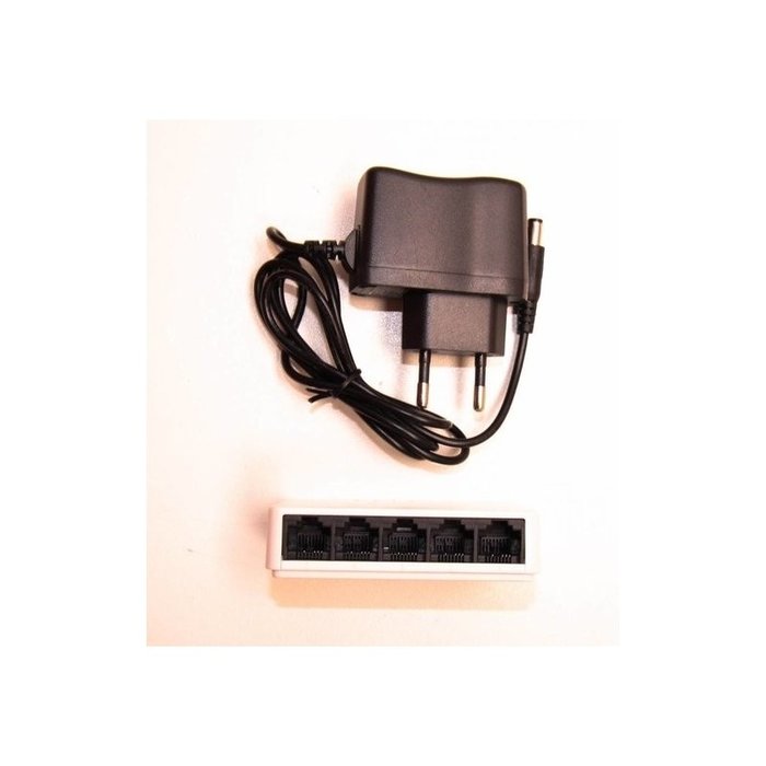 OBS Netwerk Switch 5 poorten 100MB