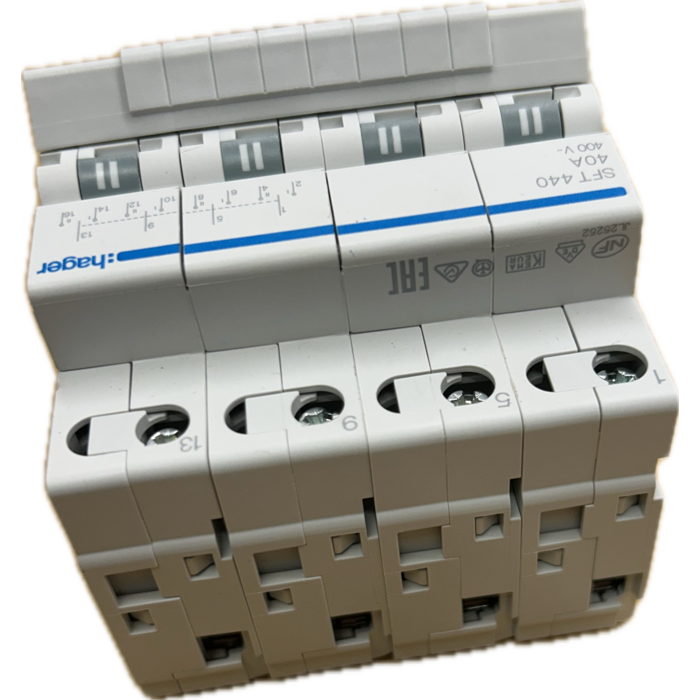 Omschakelaar 3Fase 40A met 3 standen voor thuisaccu's stand 1 bv grid stand 2 accu en stand 0 neutraal