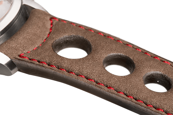 Bracelet aéré en nubuck taupe surpiqué rouge
