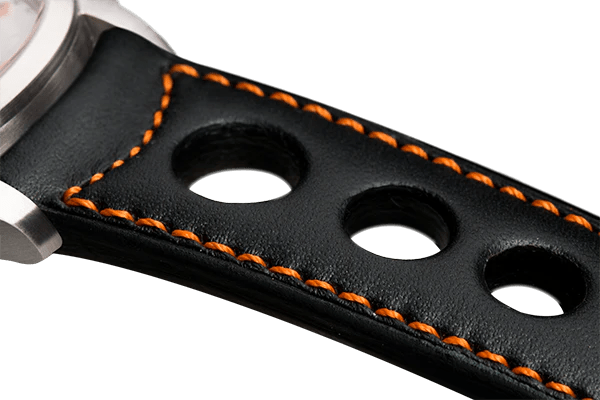 Bracelet aéré en cuir noir surpiqué orange