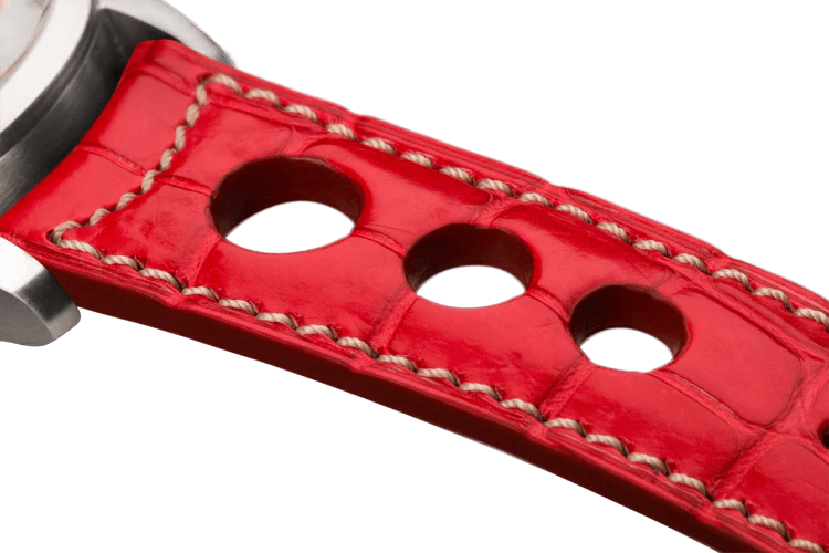 Bracelet plein en alligator rouge surpiqué écru