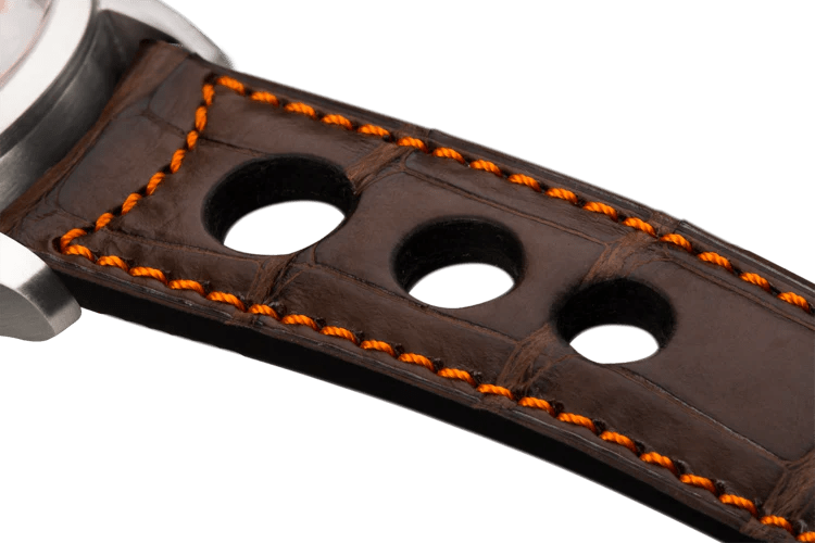 Bracelet aéré en alligator brun foncé surpiqué orange
