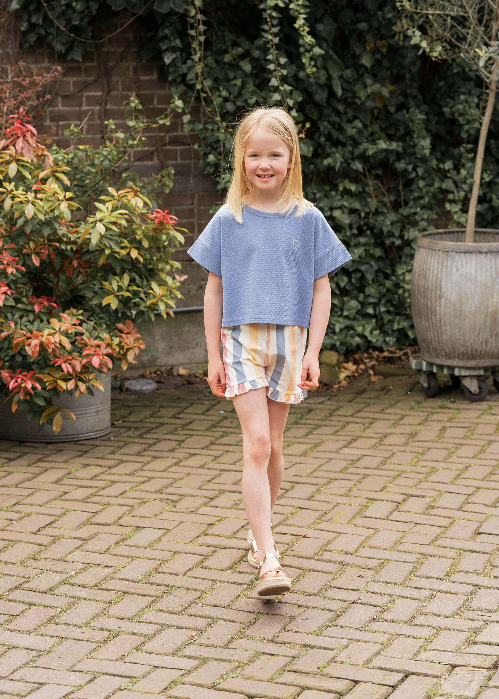 House of Jamie House of Jamie | Ruffled Shorts - Rainbow Stripes