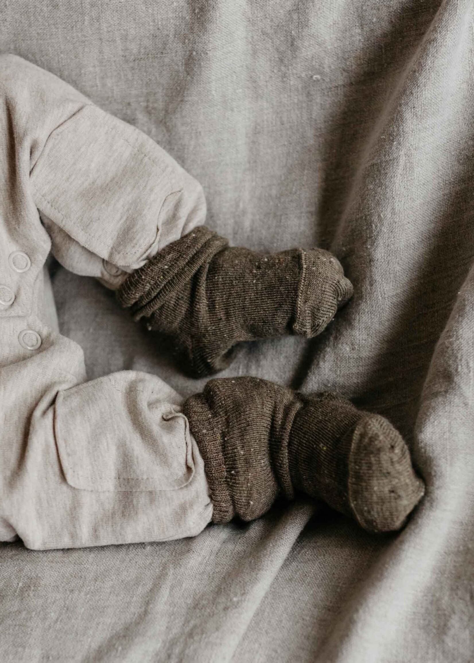 Nixnut | Butt Onesie – Beige