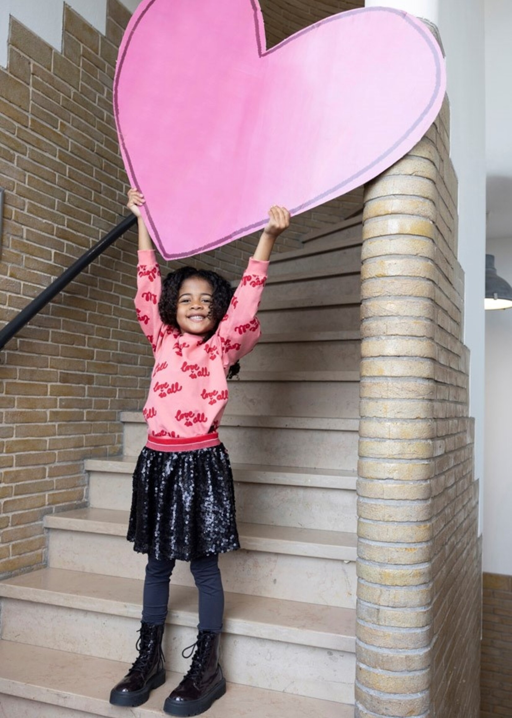 Jubel Jubel | Sweater AOP - Queen Of Hearts – l.Roze