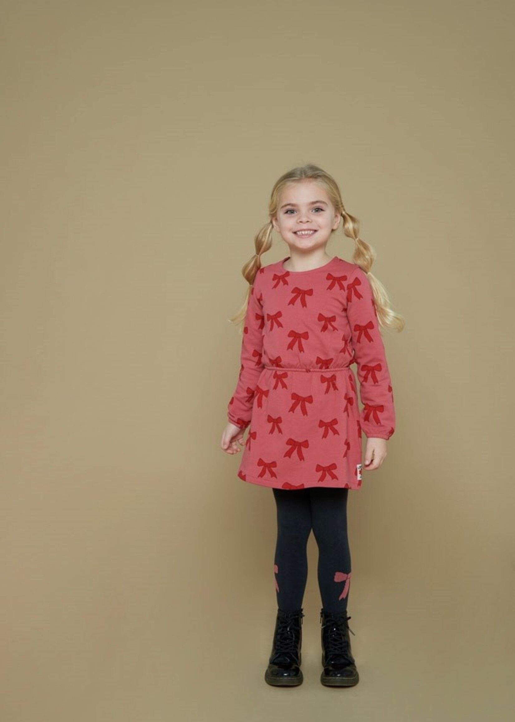 Jubel Jubel | Jurk AOP - Queen Of Hearts - Roze