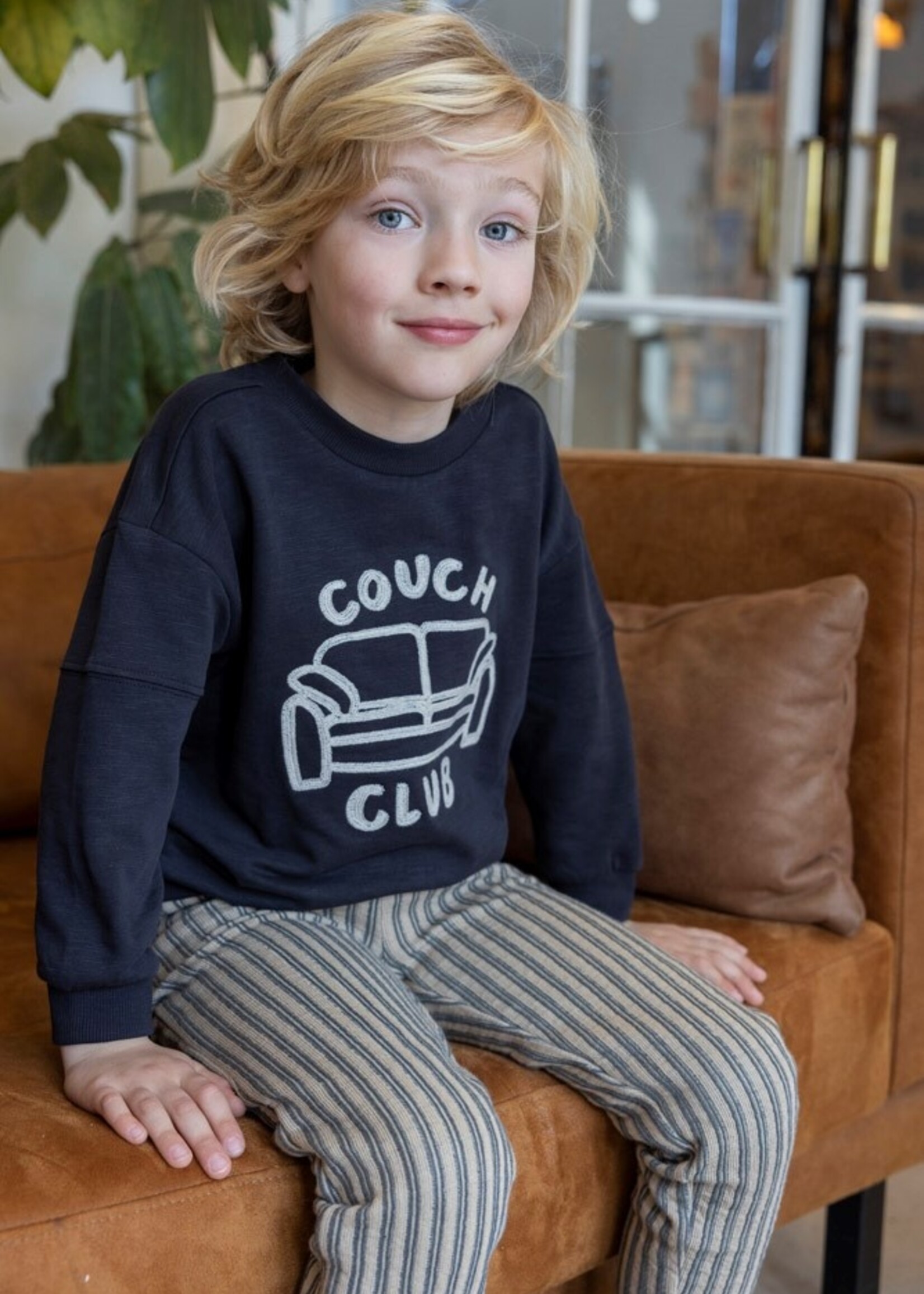 Sturdy Sturdy | Sweater - Couch Club - Zwart