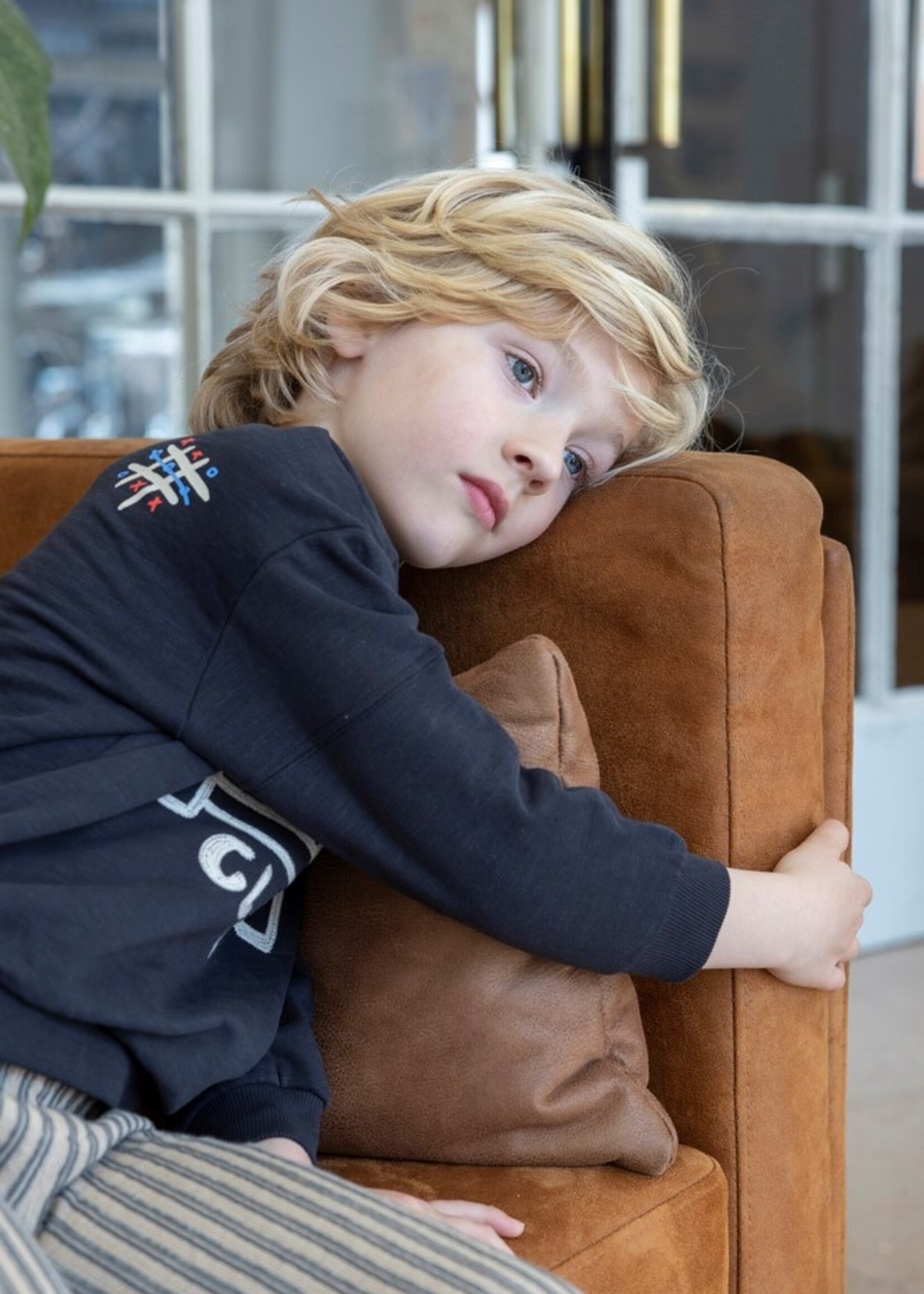 Sturdy Sturdy | Sweater - Couch Club - Zwart