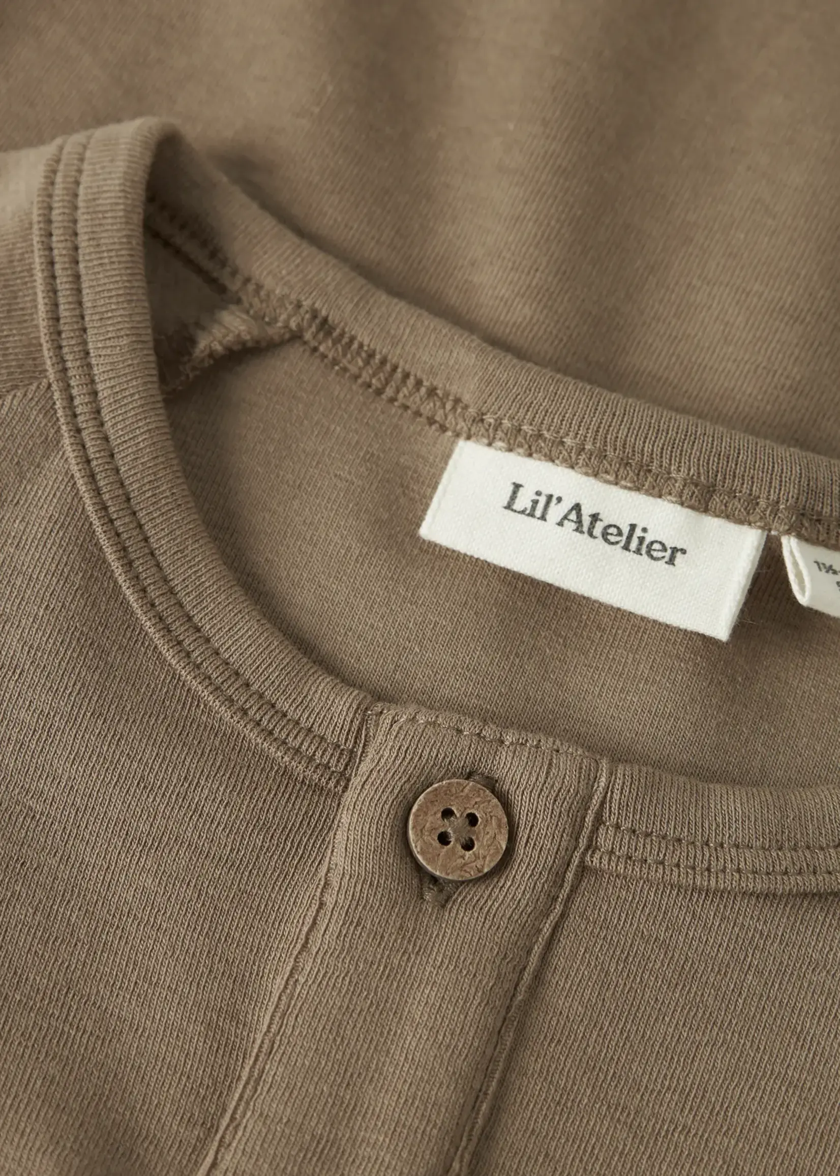 Lil' Atelier Lil' Atelier | NMMGAYO SIM LS SLIM TOP LIL - Sepia Tint