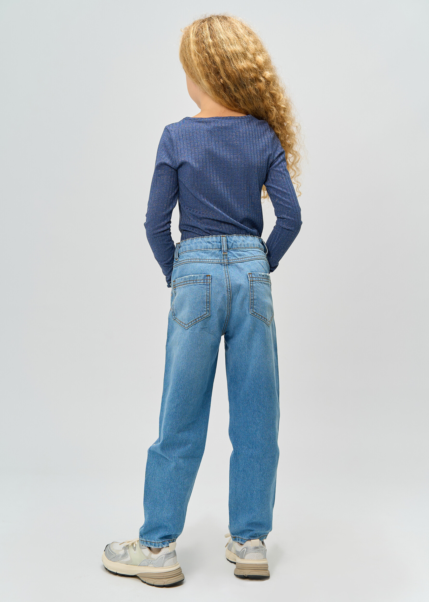 THE NEW TNRomania Mom Fit Jeans - Light Blue Denim