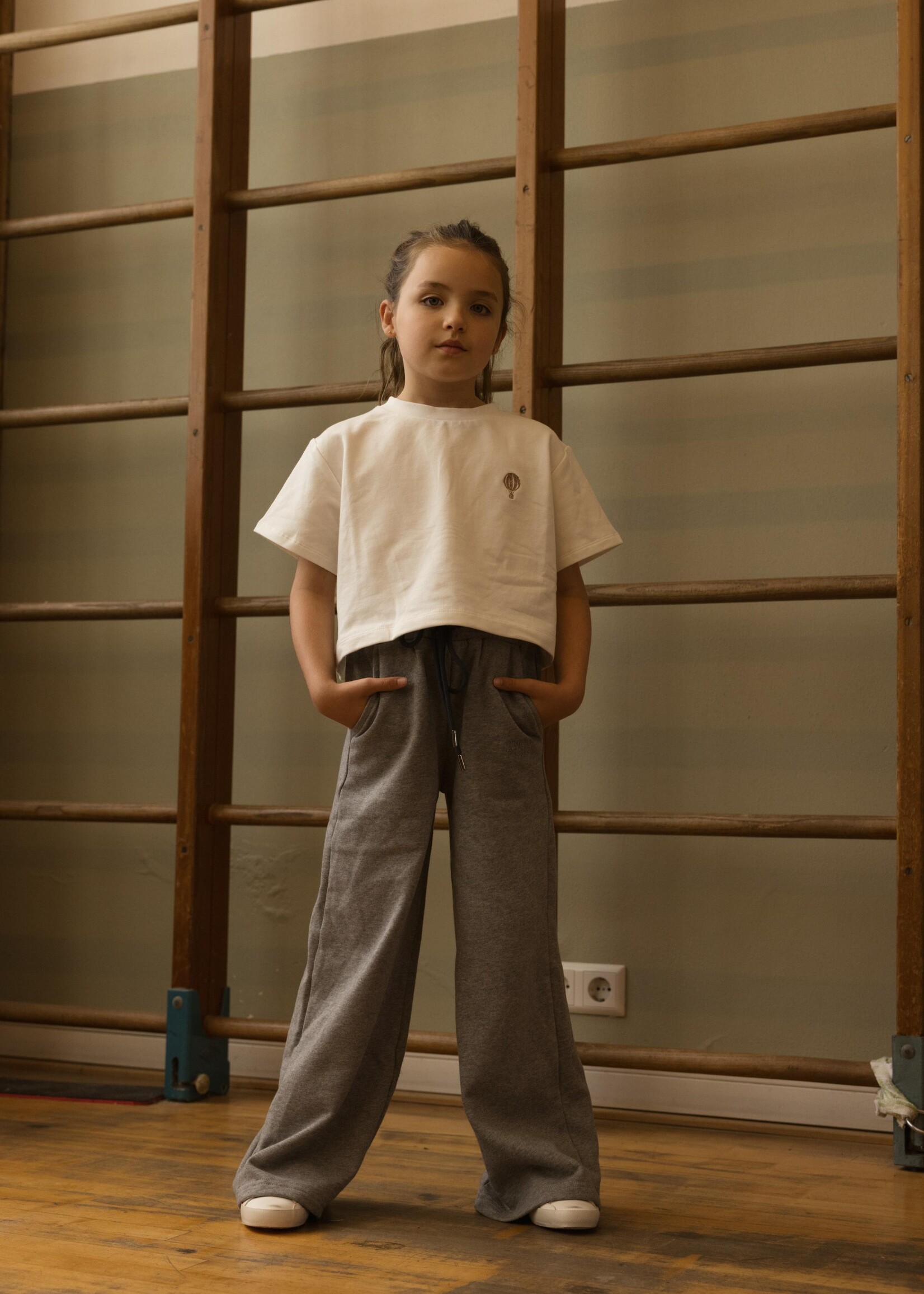 Charlie Petite Charlie Petite | Presley T-Shirt - Ecru