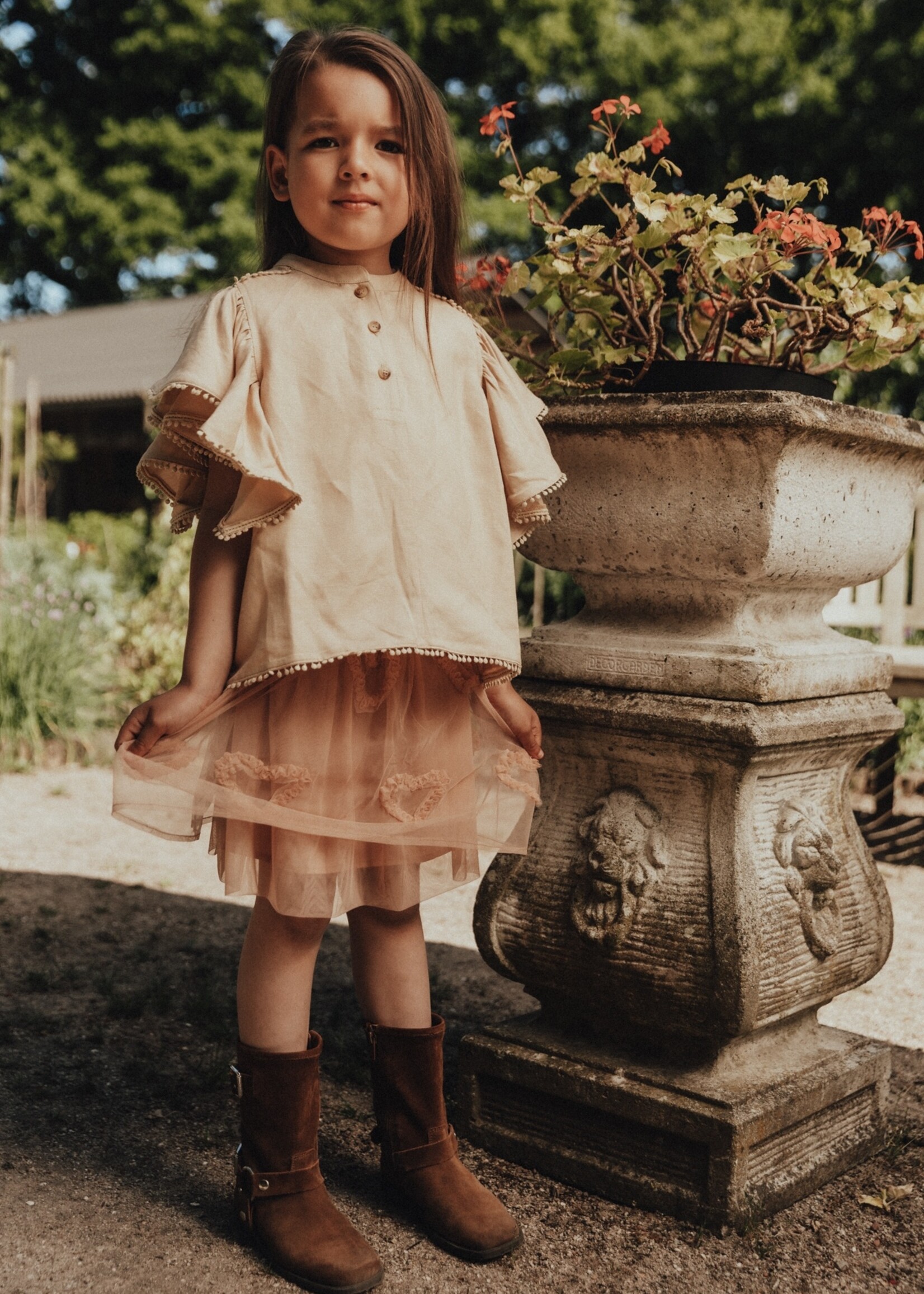 Baje Baje | Skirt – Cedeira – Rose cafe