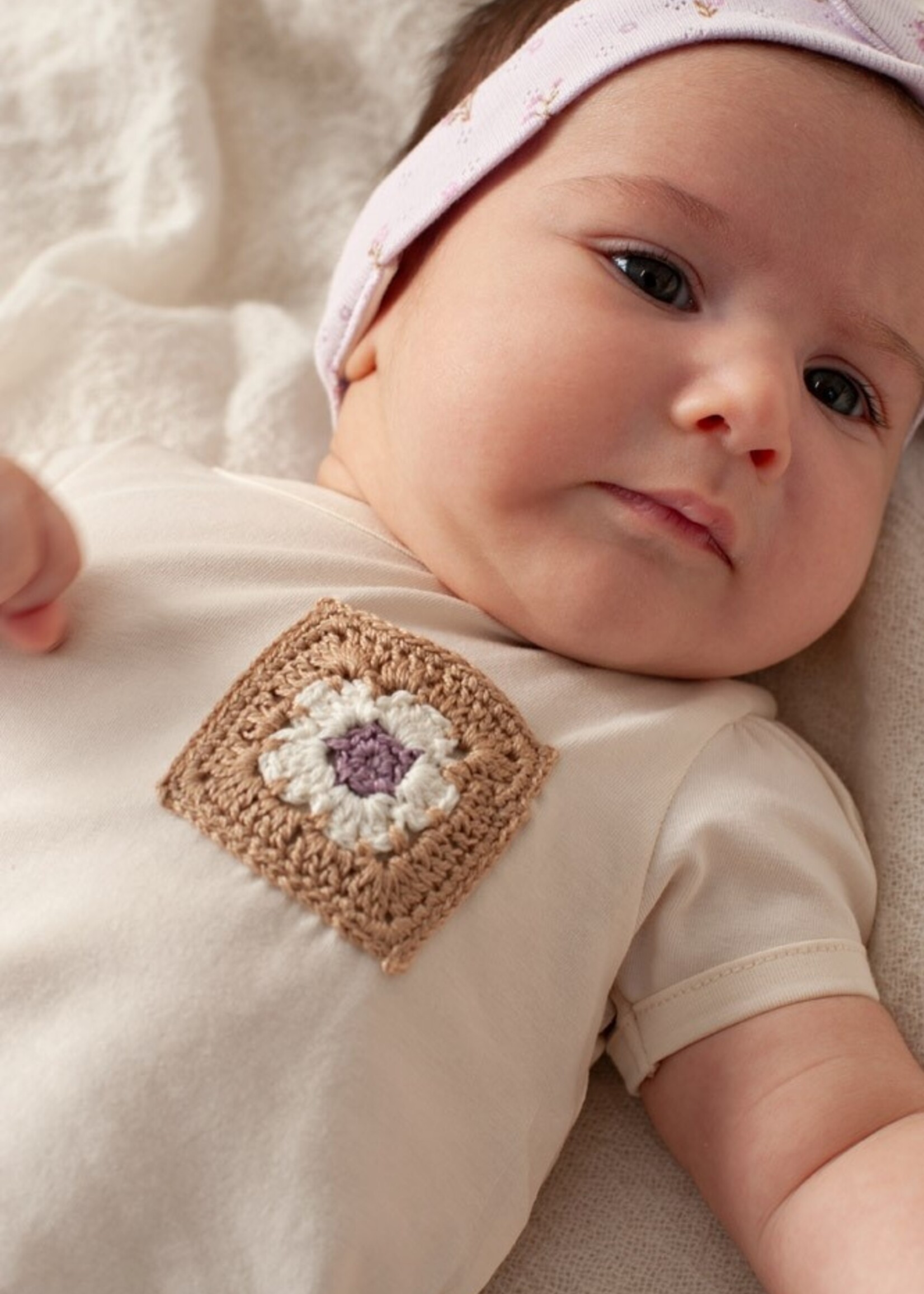 Feetje Feetje | T-shirt met crochet zakje - Flower Ranch