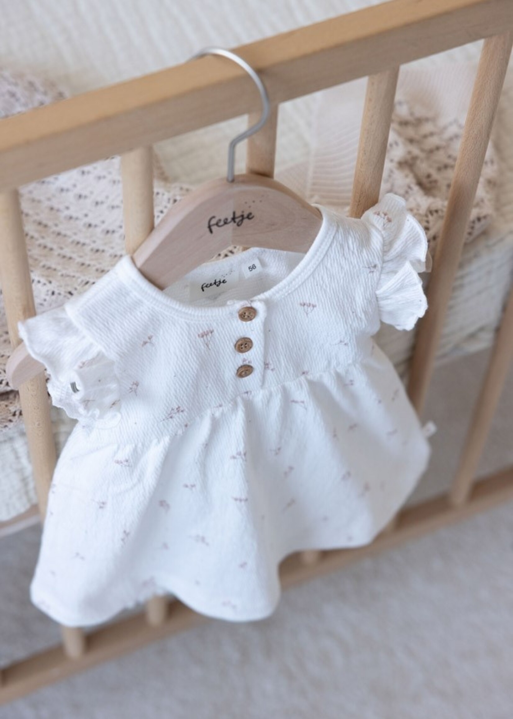 Feetje Feetje | Jurk crinkle AOP k/m - Delicate Flower