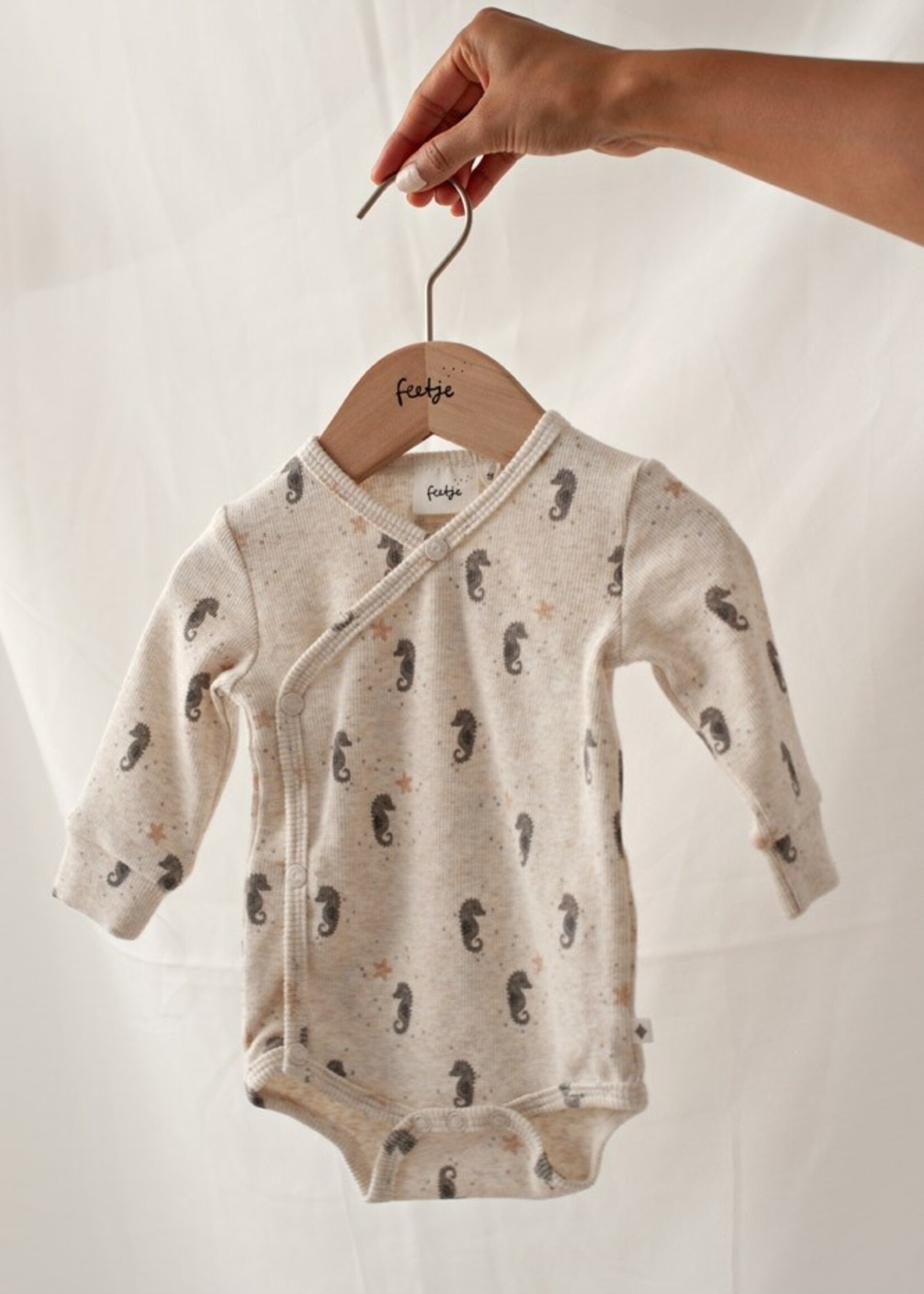 Feetje Feetje | Wikkelromper rib AOP - Sea Sweeties - Offwhite melange
