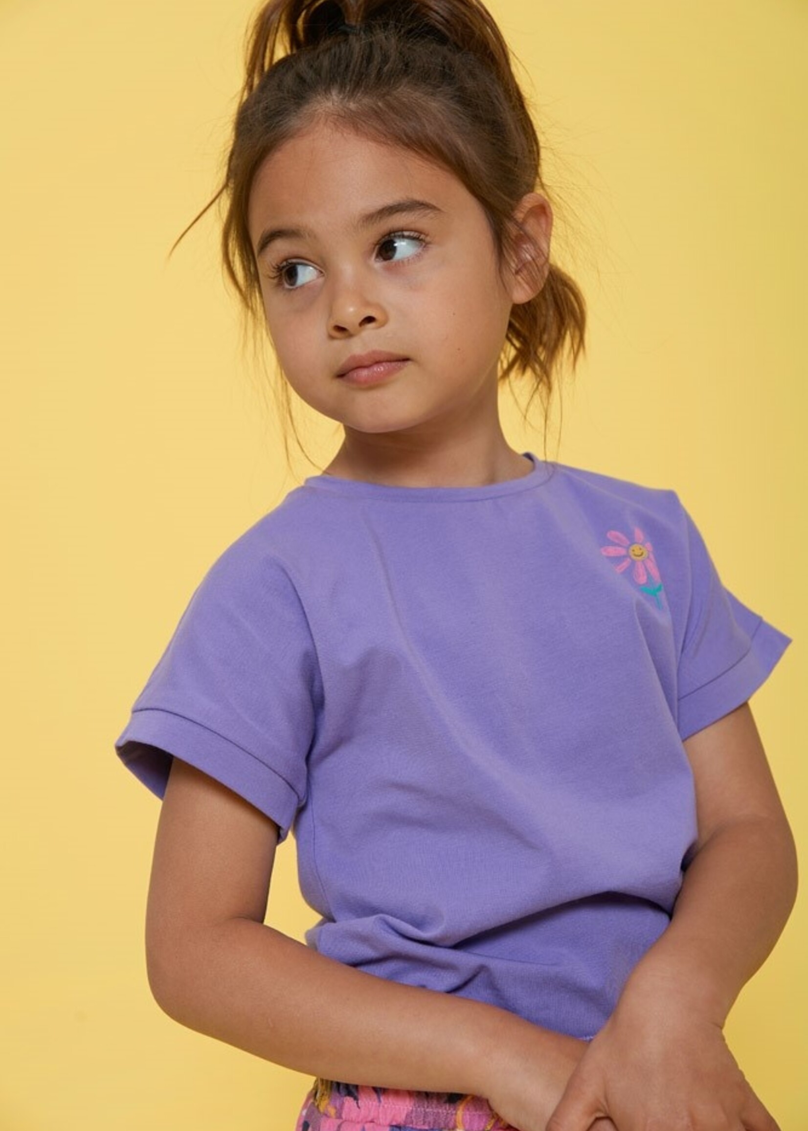 Jubel Jubel | T-shirt met backprint - Rolling in to Spring – Paars