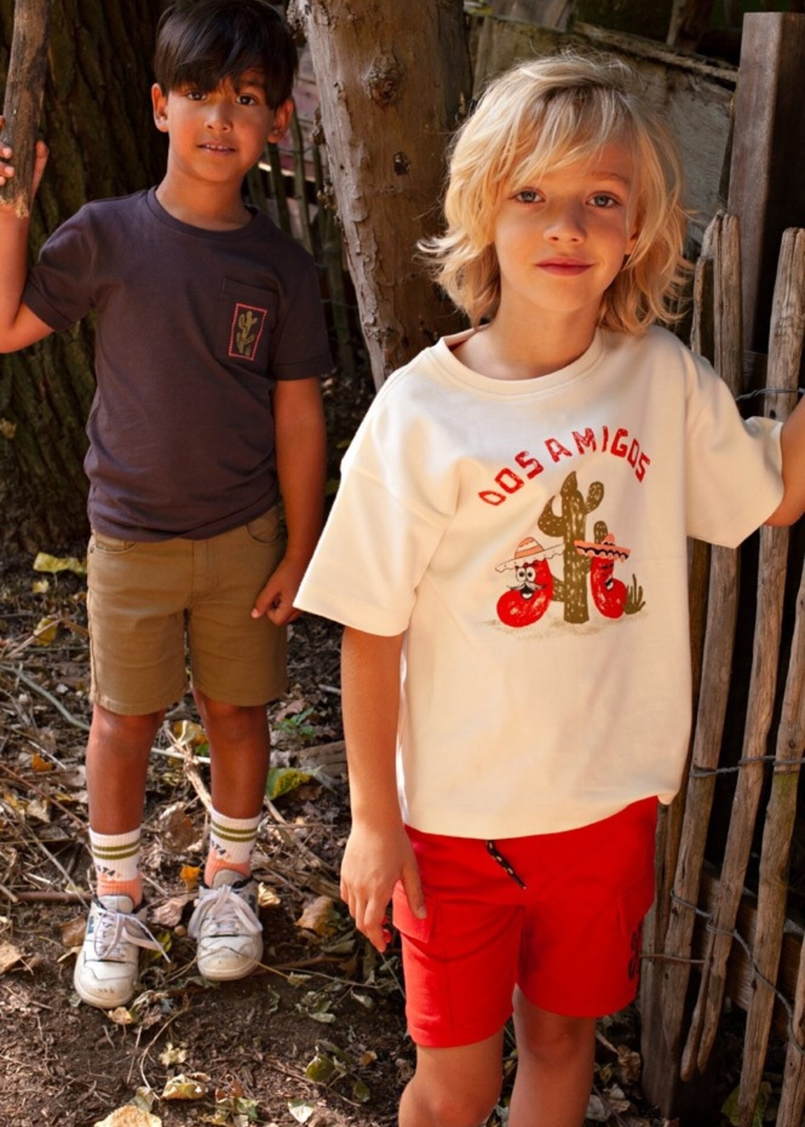 Sturdy Sturdy | T-shirt oversized - Desert Fiesta - Offwhite