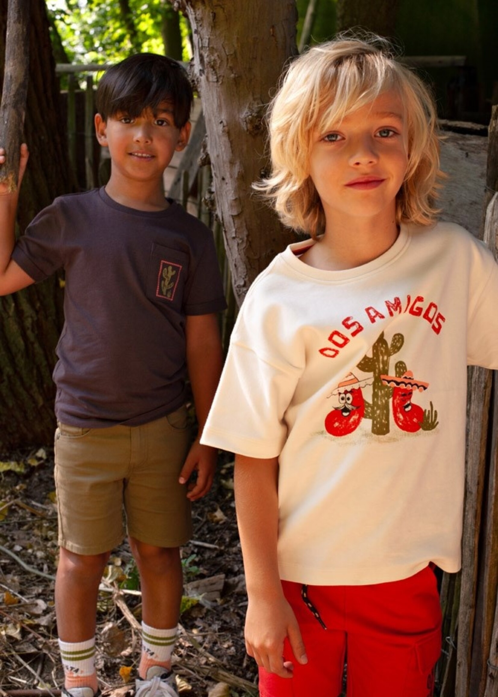 Sturdy Sturdy | T-shirt oversized - Desert Fiesta - Offwhite