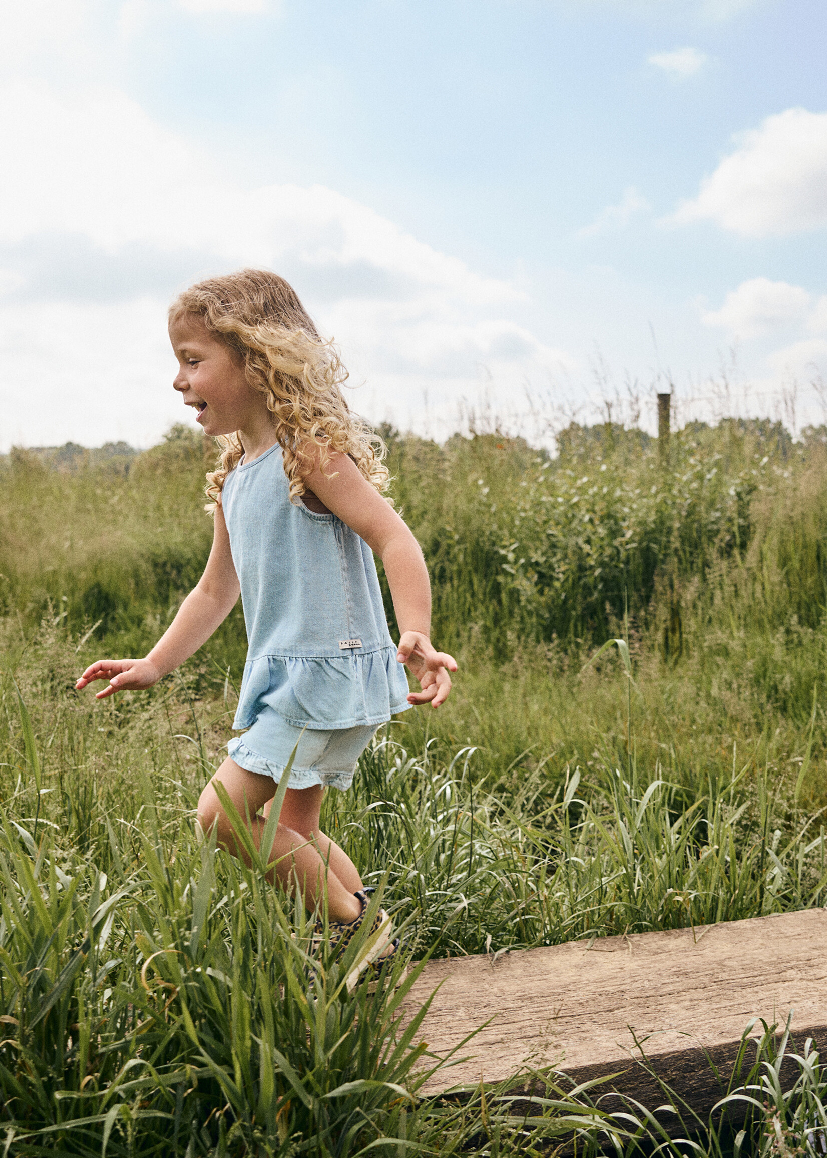 Daily7 Daily7 | Light Weight Denim Singlet – Blue