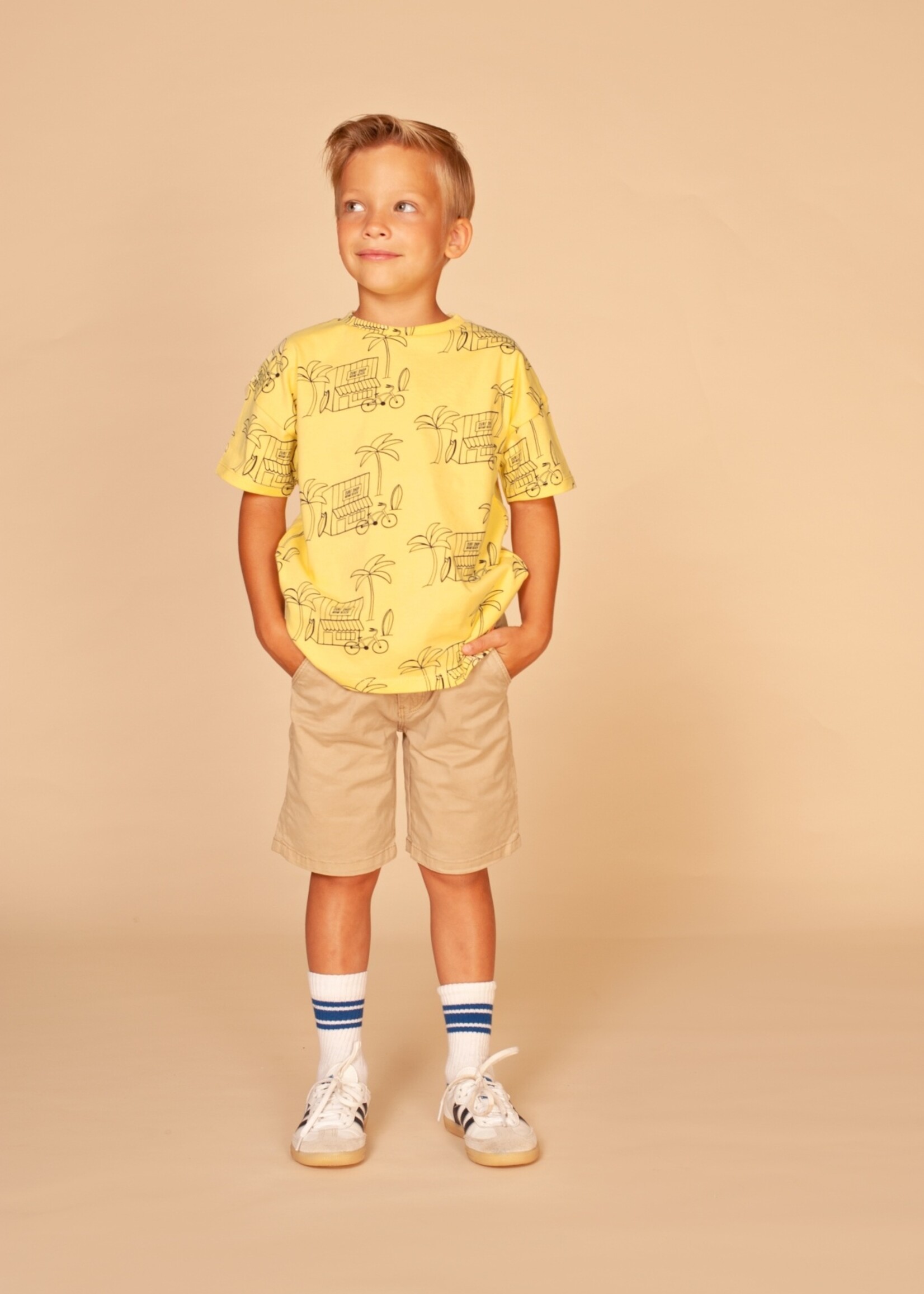 Stains & Stories | boys short - Pebble