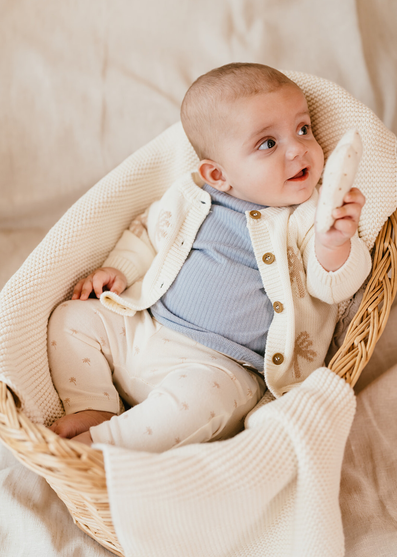 A Tiny Story A Tiny Story | baby t-shirt short sleeve – Light Blue