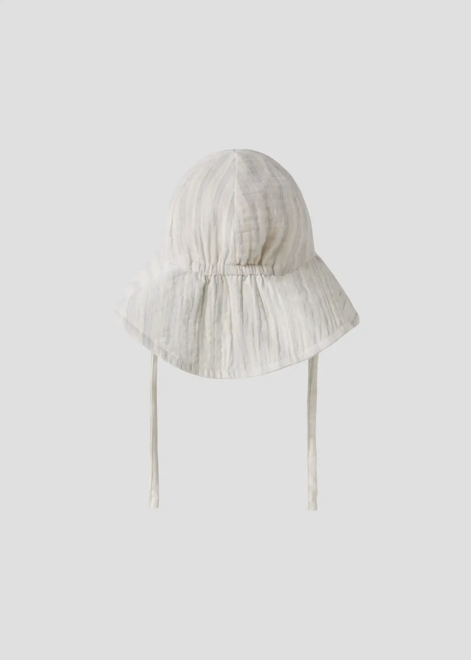 Lil’ Atelier Lil' Atelier | NBMHAGI sun hat lil - Coconut Milk/ Dusty Blue