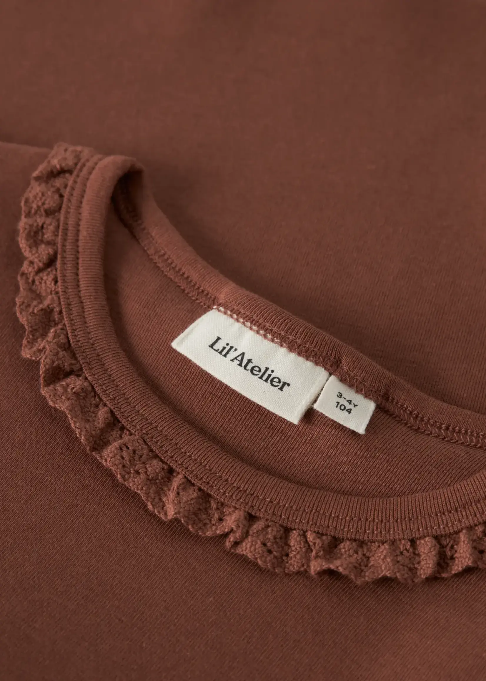 Lil’ Atelier Lil' Atelier | NMFLAYO SUP LS SLIM TOP SOLID LIL - Maple Syrup
