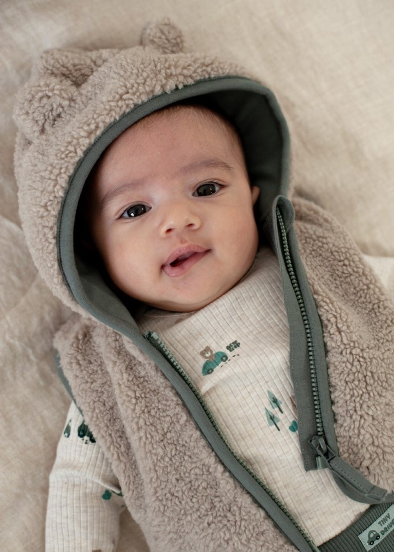 Feetje Feetje | Teddy bodywarmer met capuchon - Beep Beep