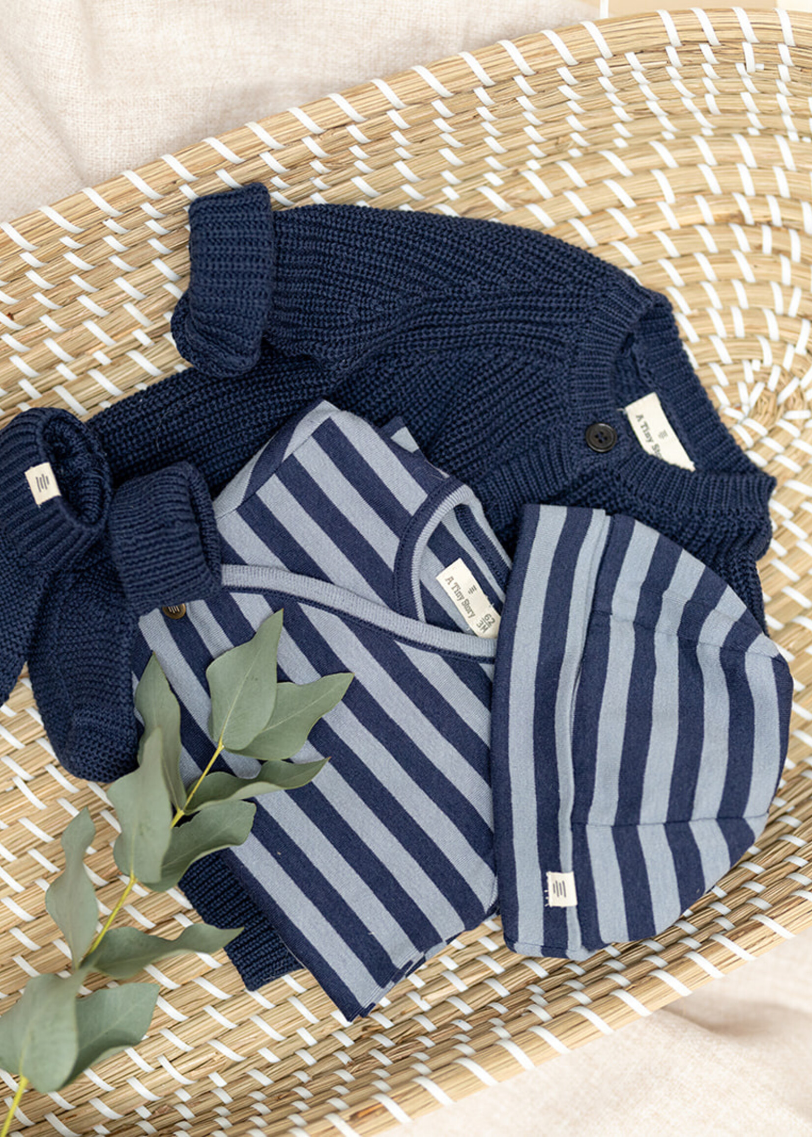 A Tiny Story A Tiny Story | baby hat- Dark Blue