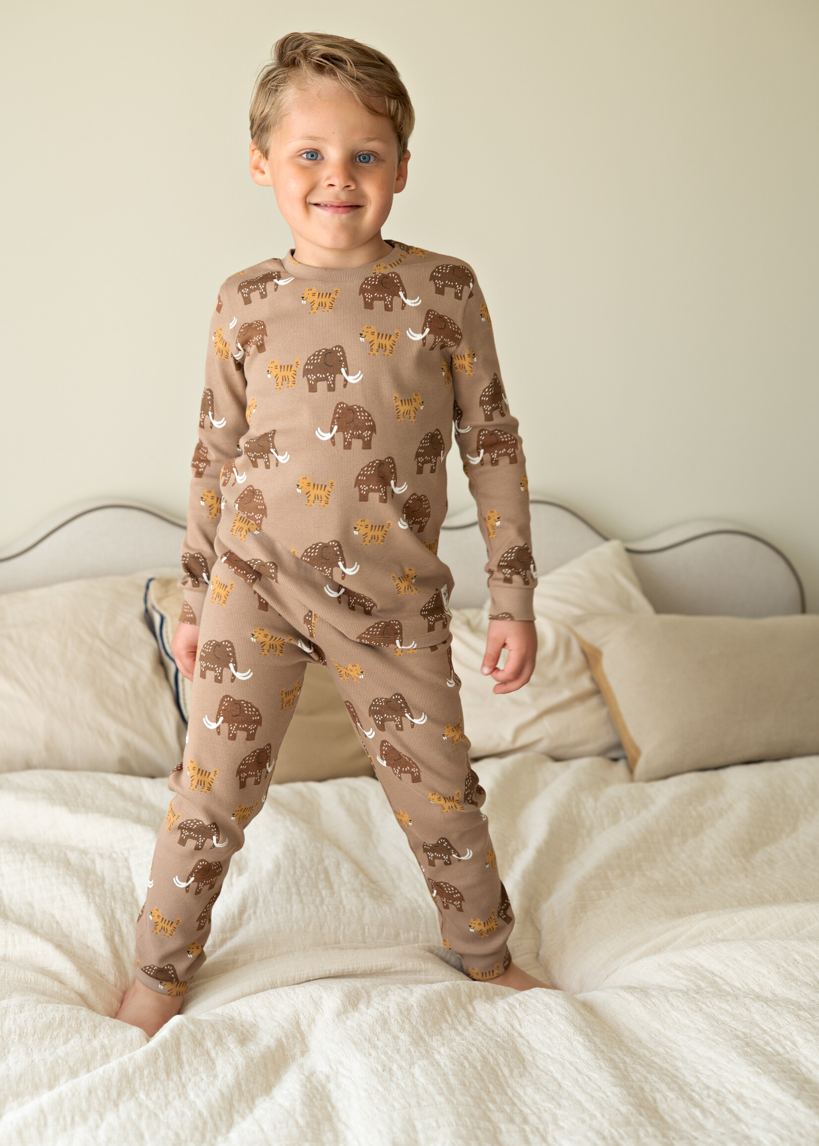 Feetje Feetje | Milo Mammoth - Premium Sleepwear by Feetje