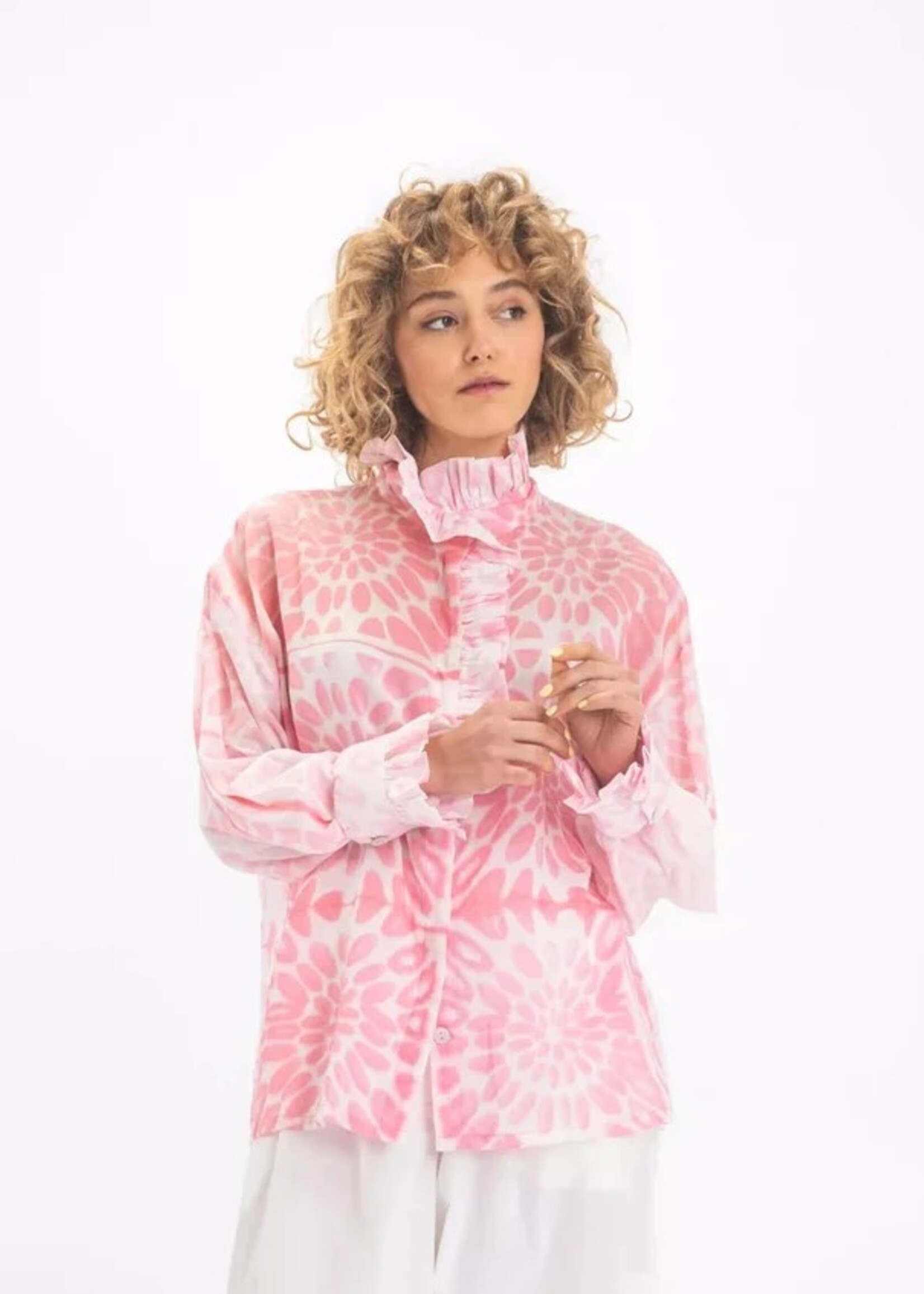 V de Vinster Shakti blouse