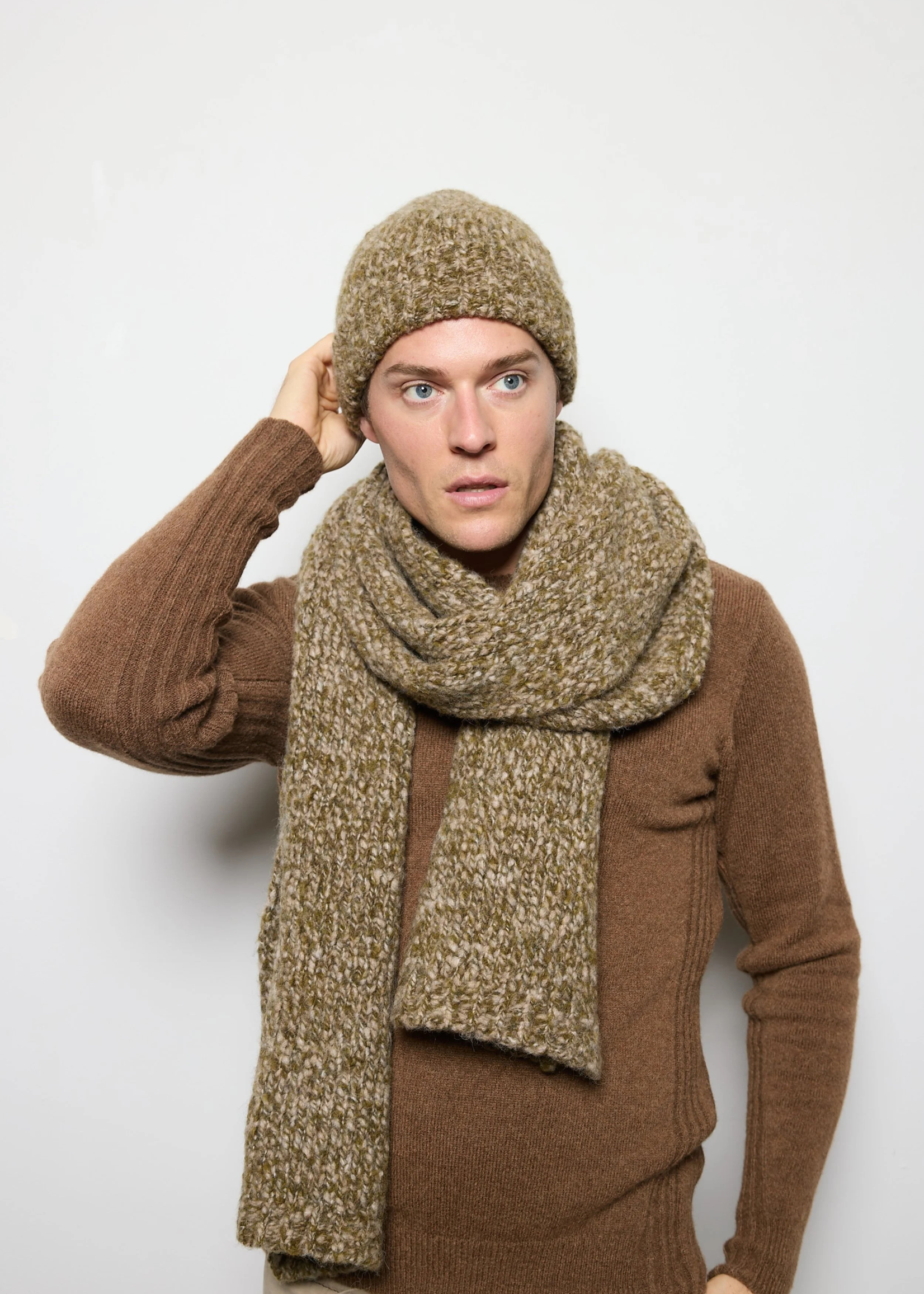 Cesar Casier Utah scarf