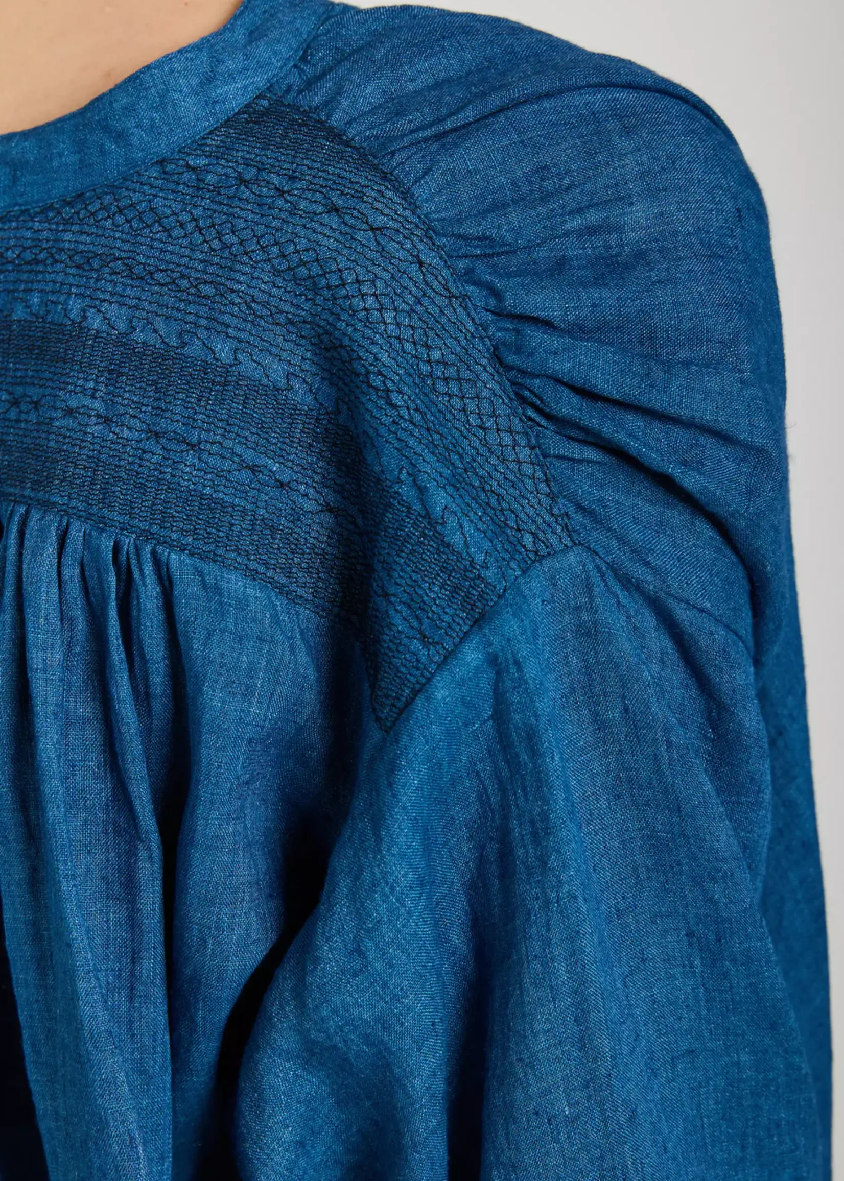 V de Vinster Abril shirt