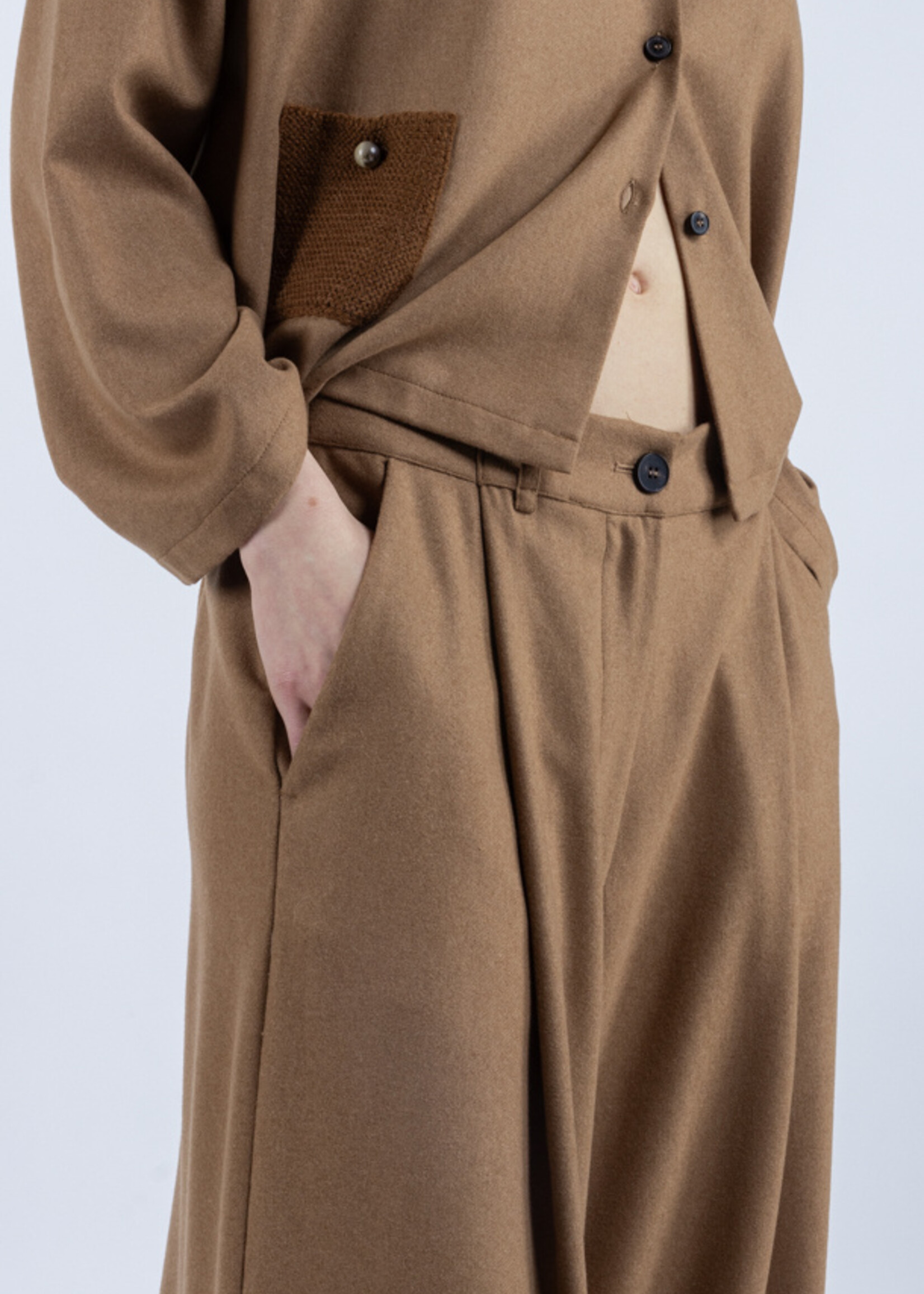 Phisique du role 25W046 Large pants in virgin wool viscose