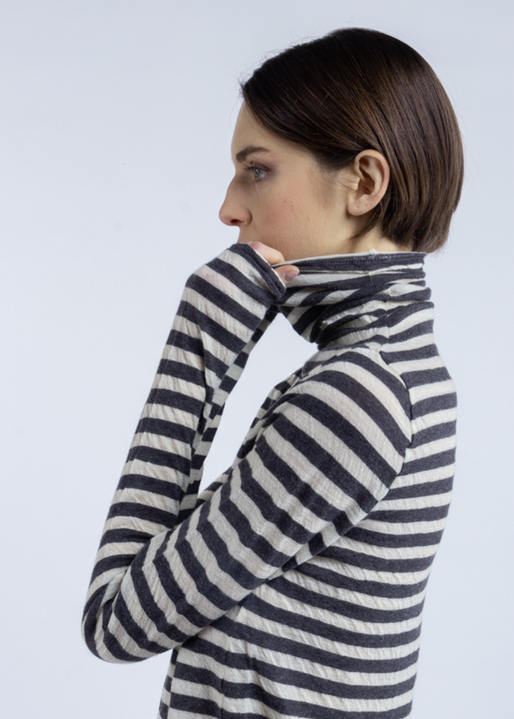 Phisique du role High neck t-shirt cotton wool