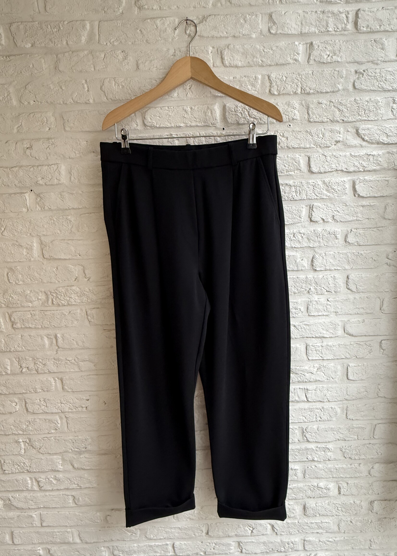 Travel dress Punto drew pants