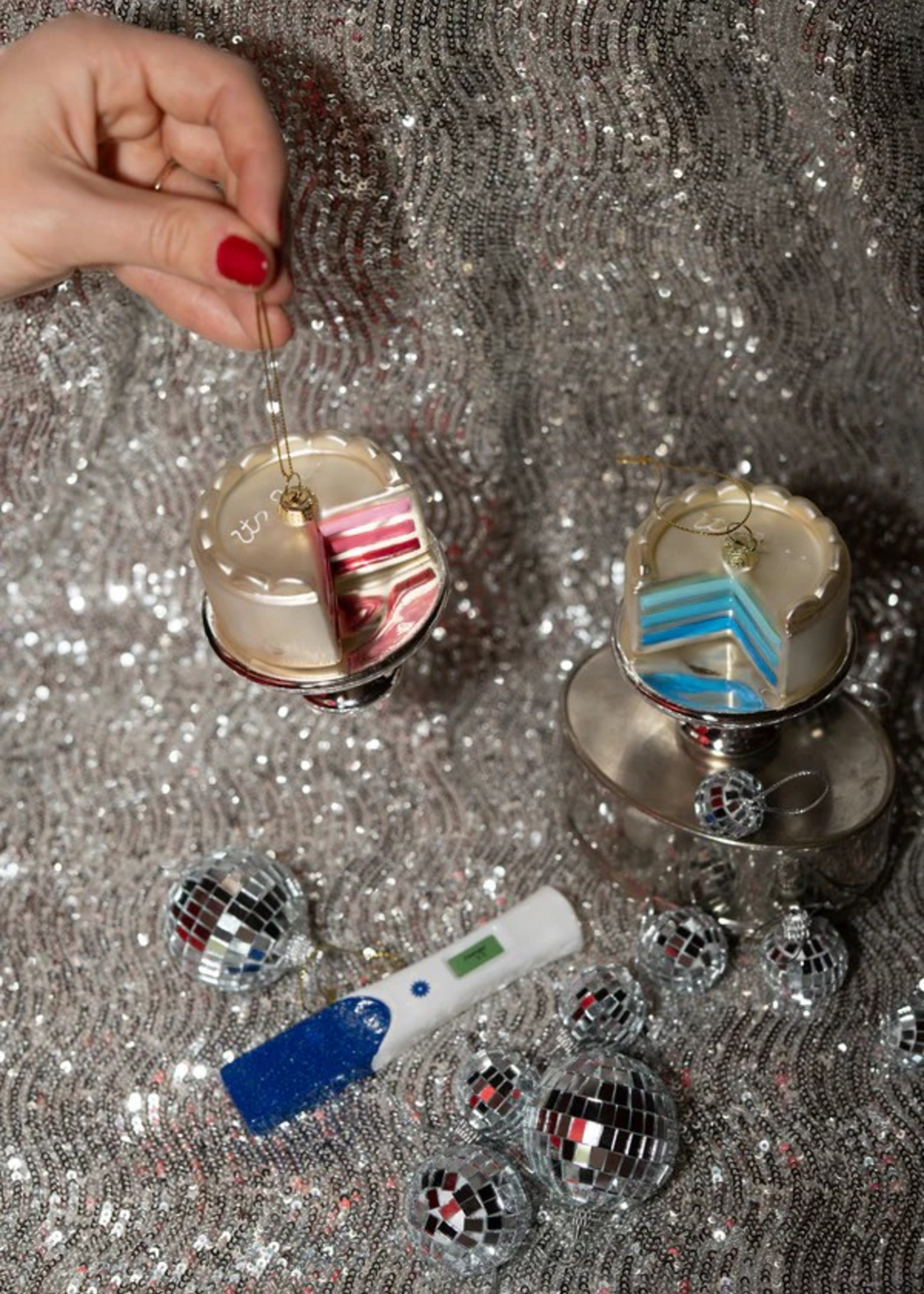 Yup in de boom Gender reveal taart roze kerstornament