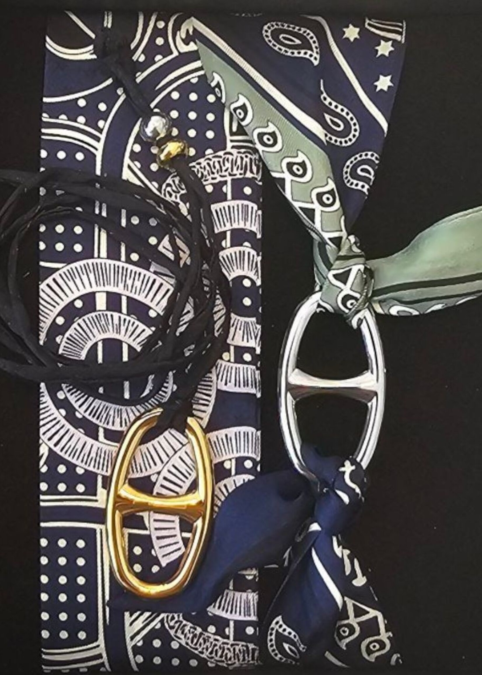 Nilu 02 silk set blue white