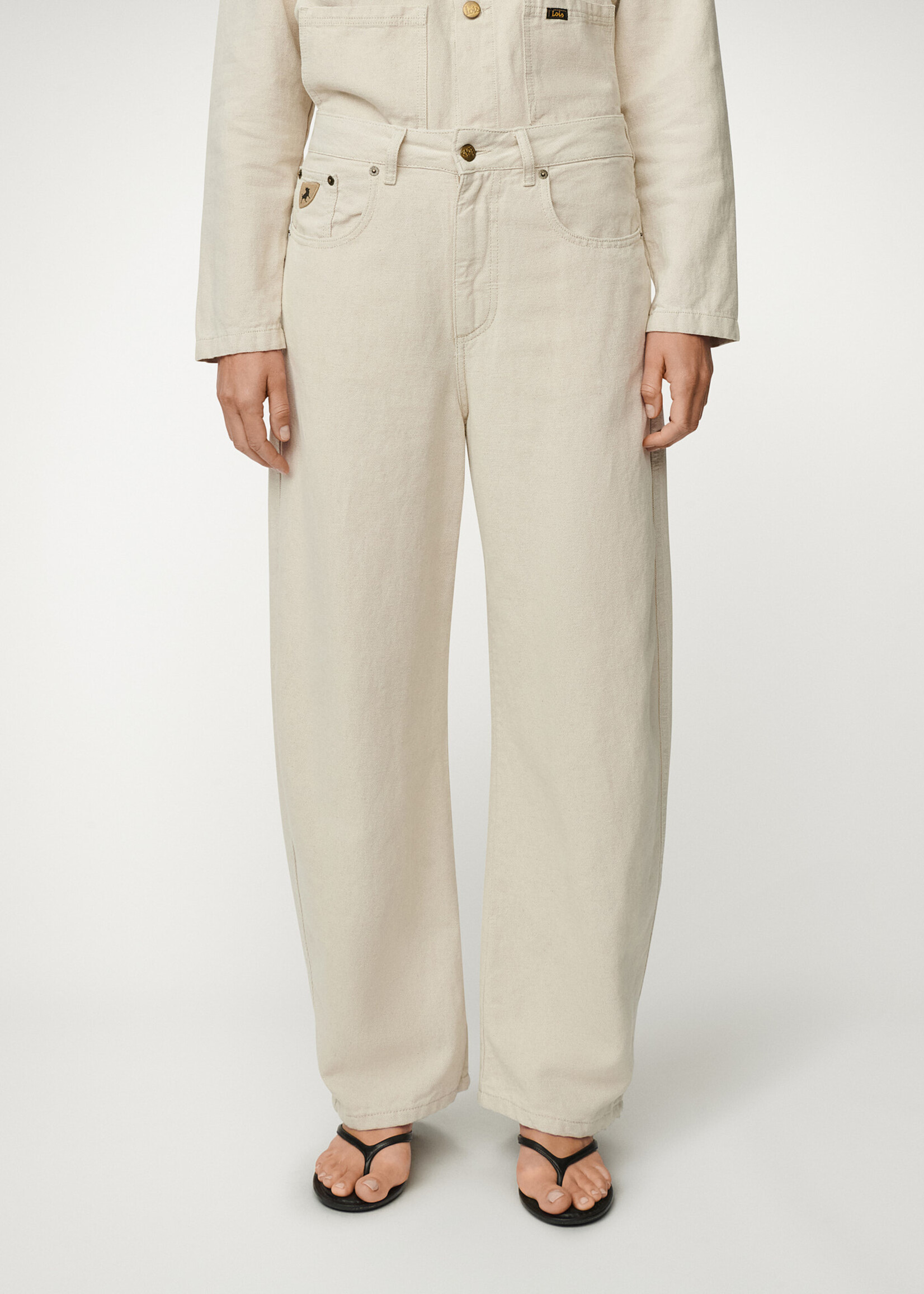 Lois Dali bleach 3503 7995