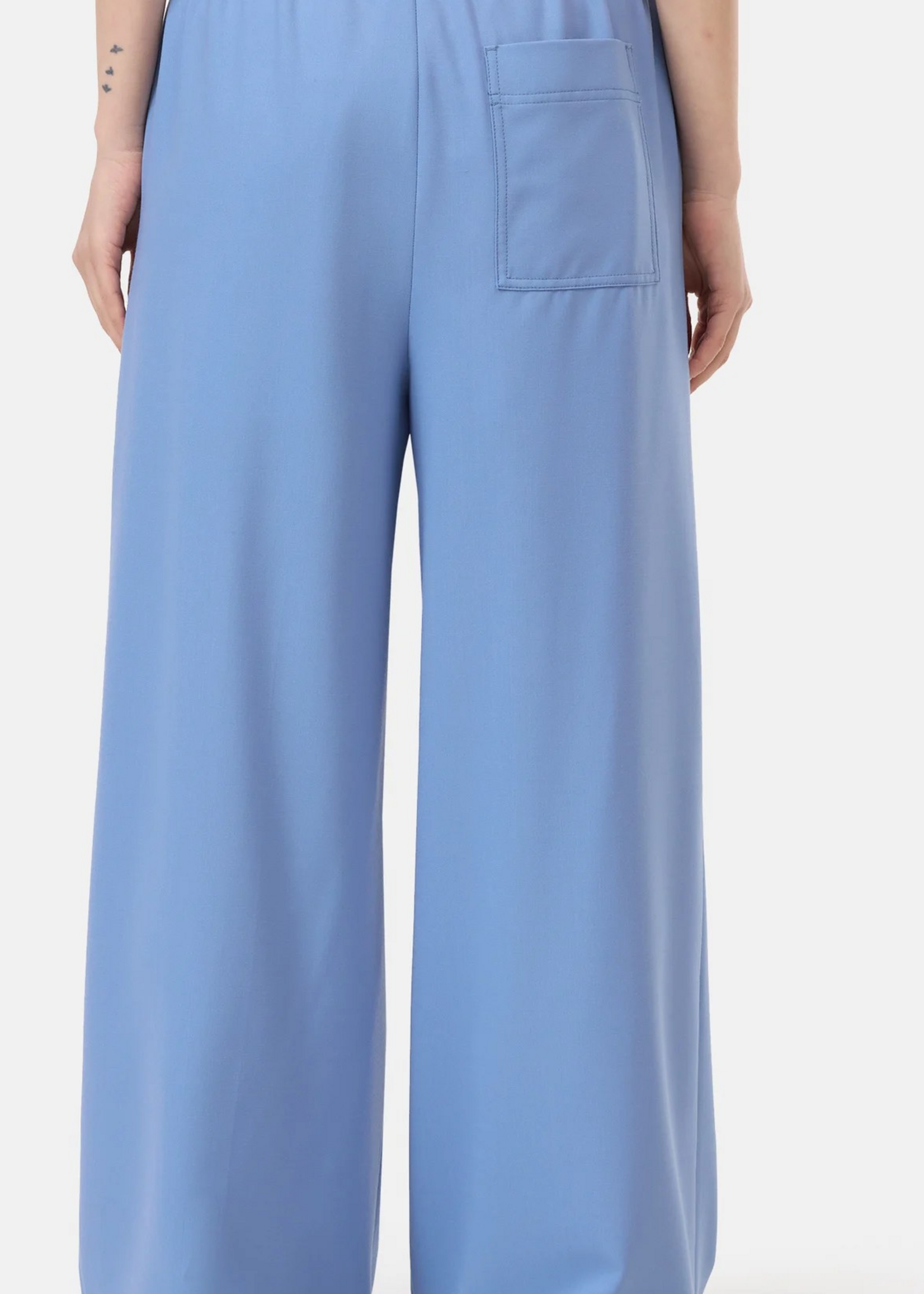 Closed Wynston C21166 35P 22