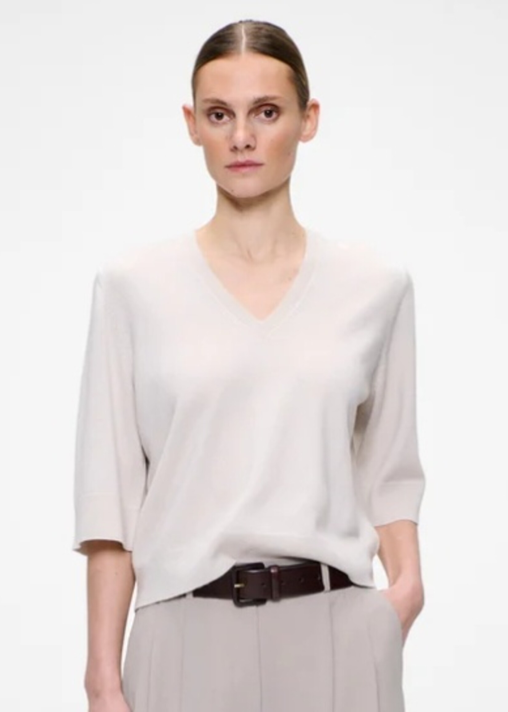 Zenggi Cashmere blend deep V top