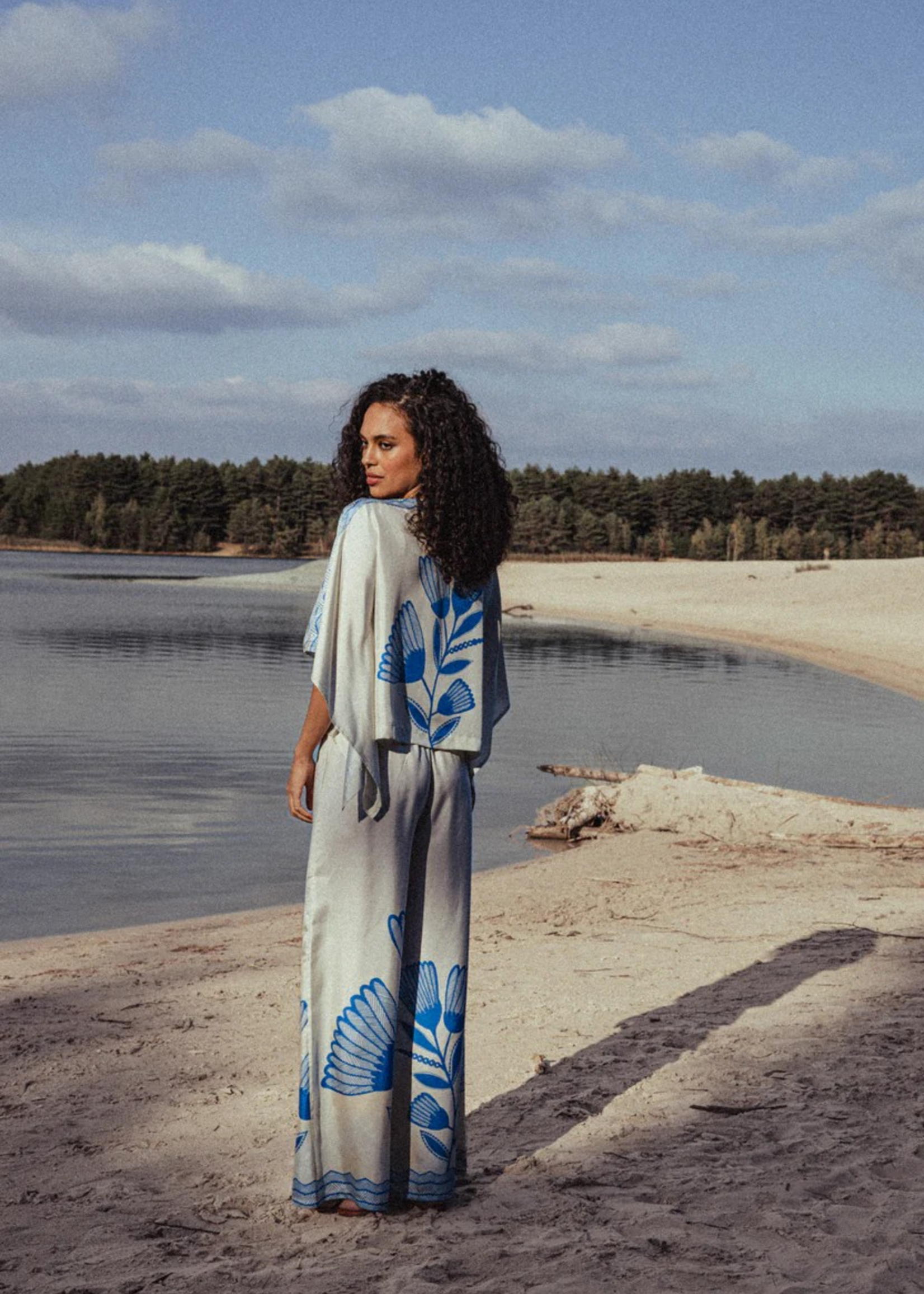 Kate and Jules Mariet ivory