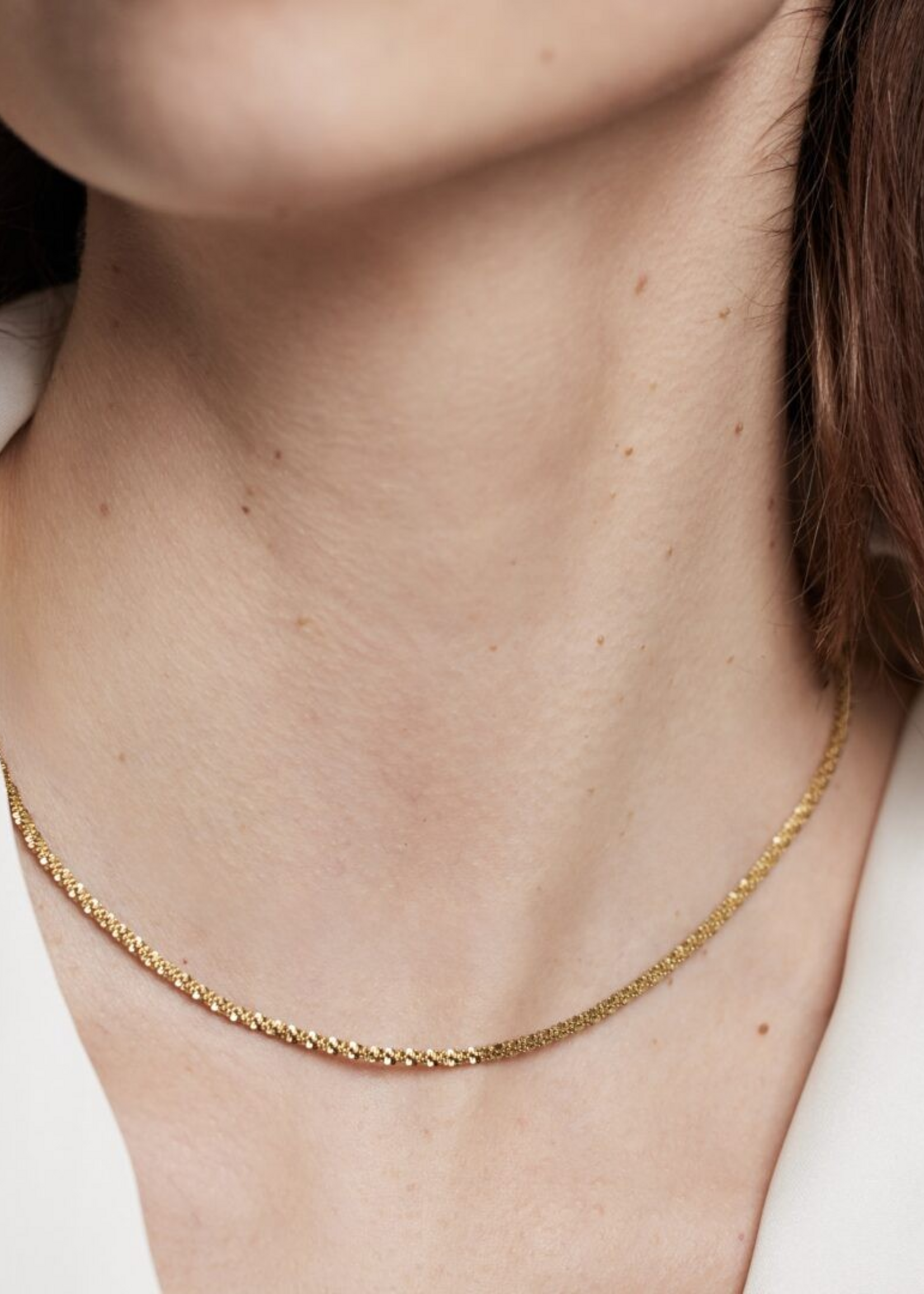 Ellen Beekmans Fijne bewerkte korte ketting