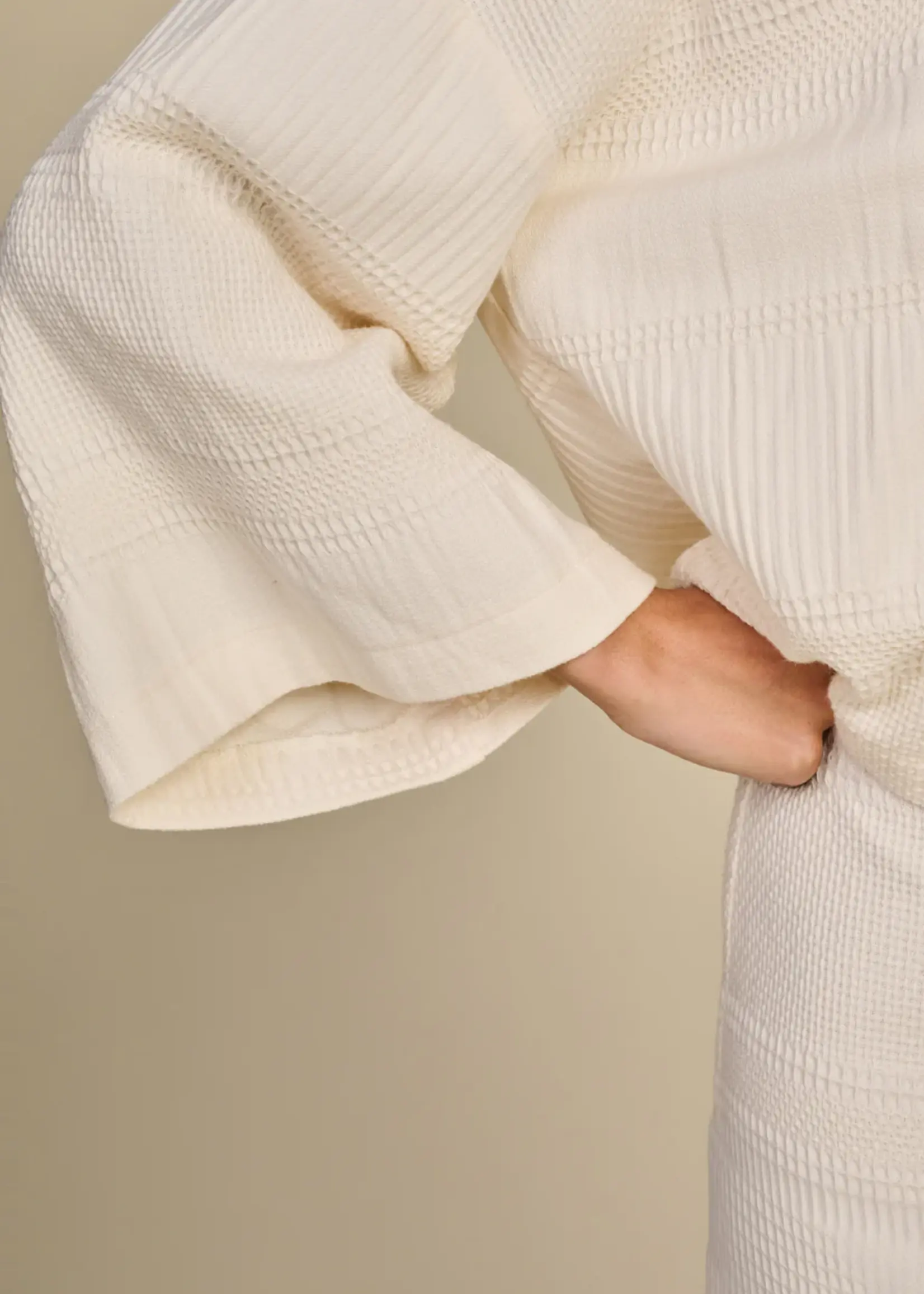 Rules the label Blouse Rule no83