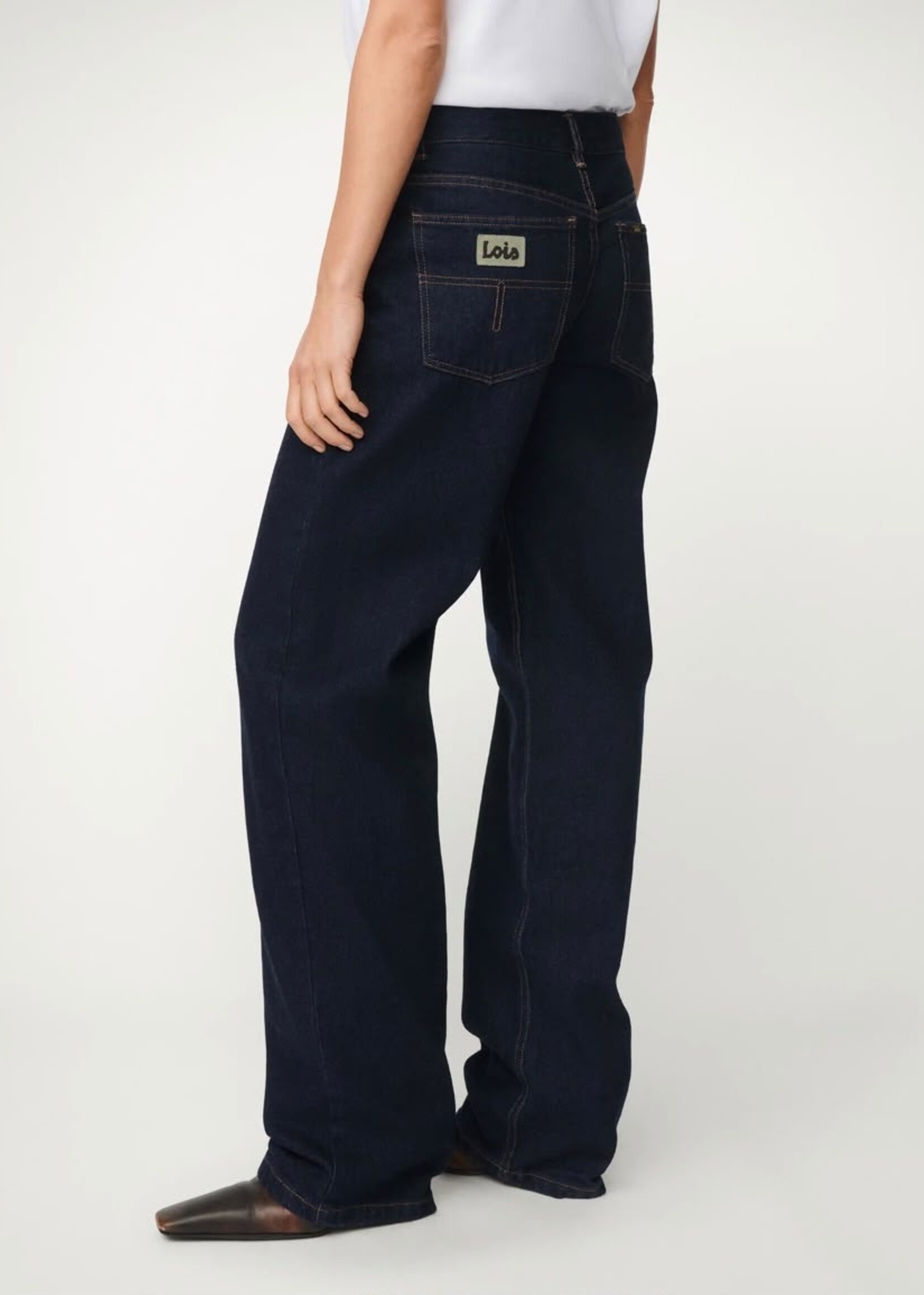 Lois Laia 3064 8056