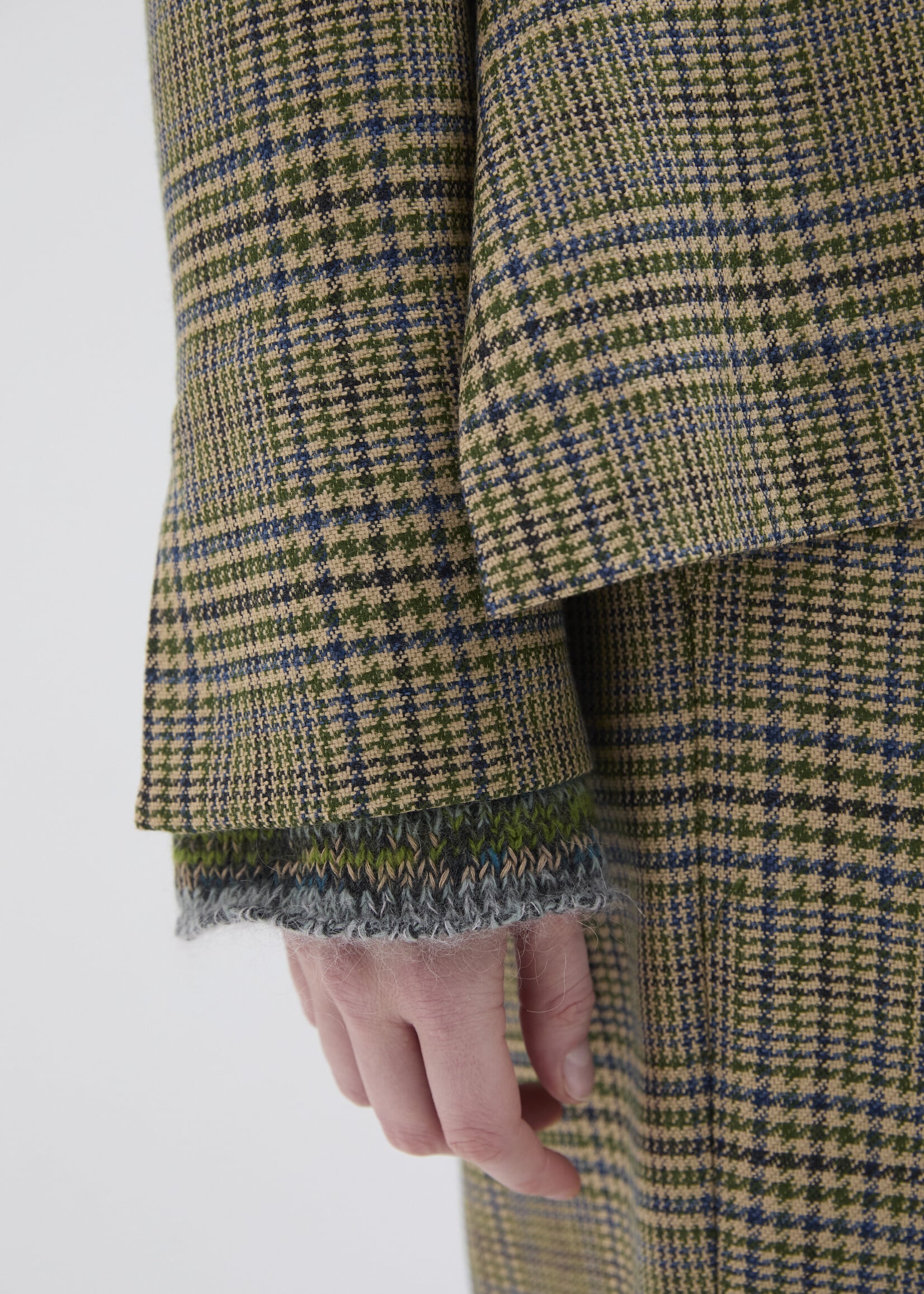 Phisique du role Jacket in twisted tartan with mixed knitwear cuffs 26W091
