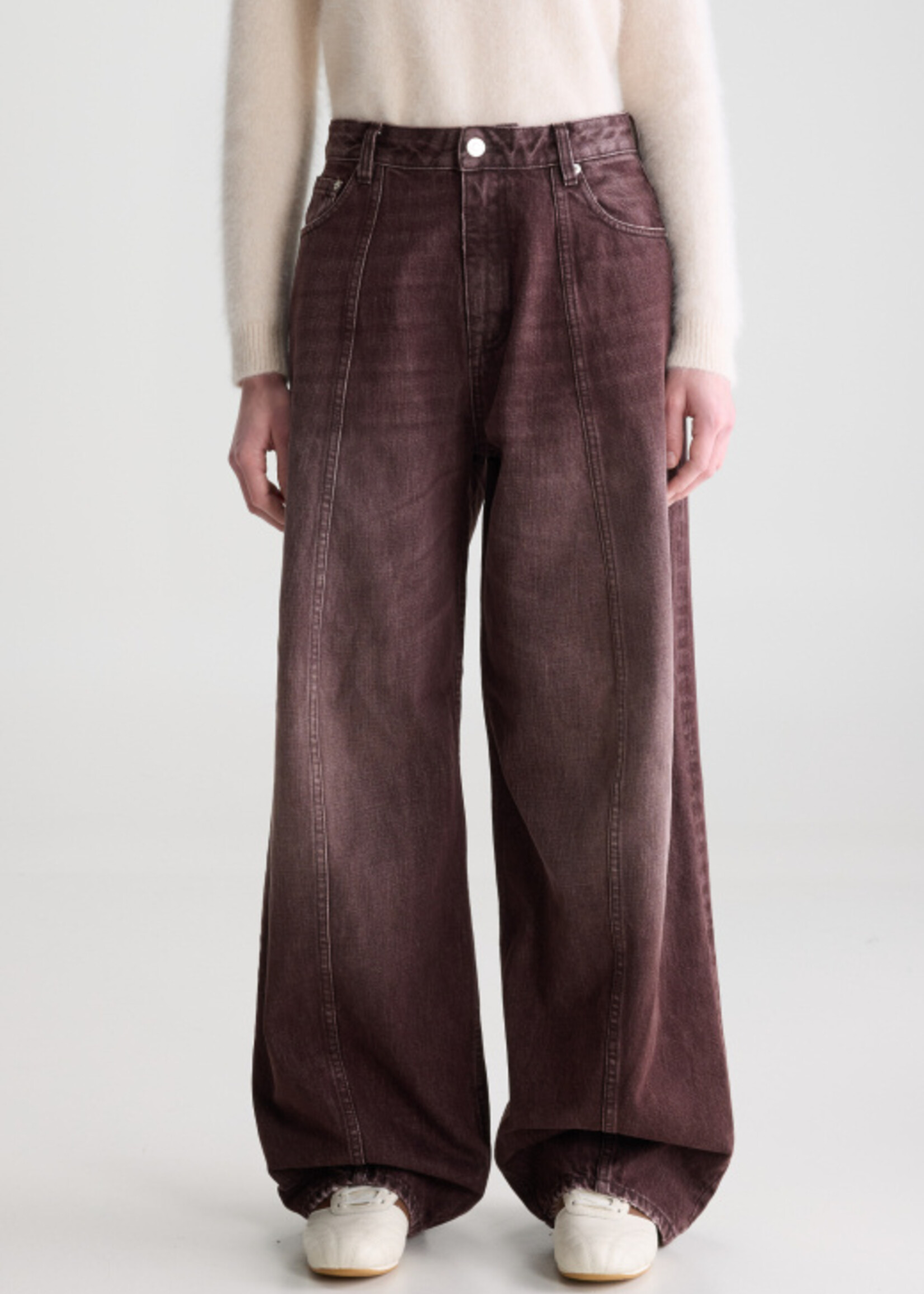 Bellerose PER   BW262172 D0624 UBU